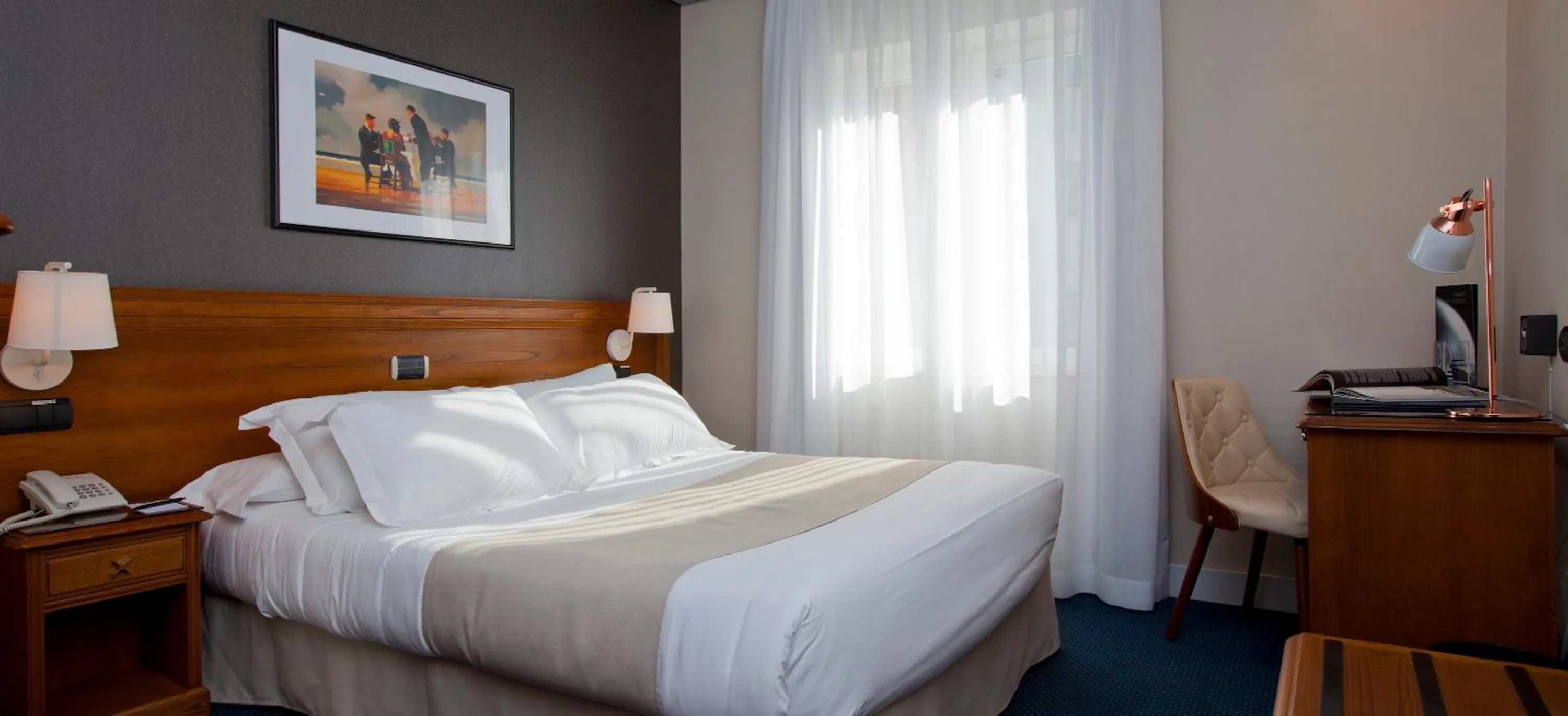 Photo of the whole room in Felipe IV