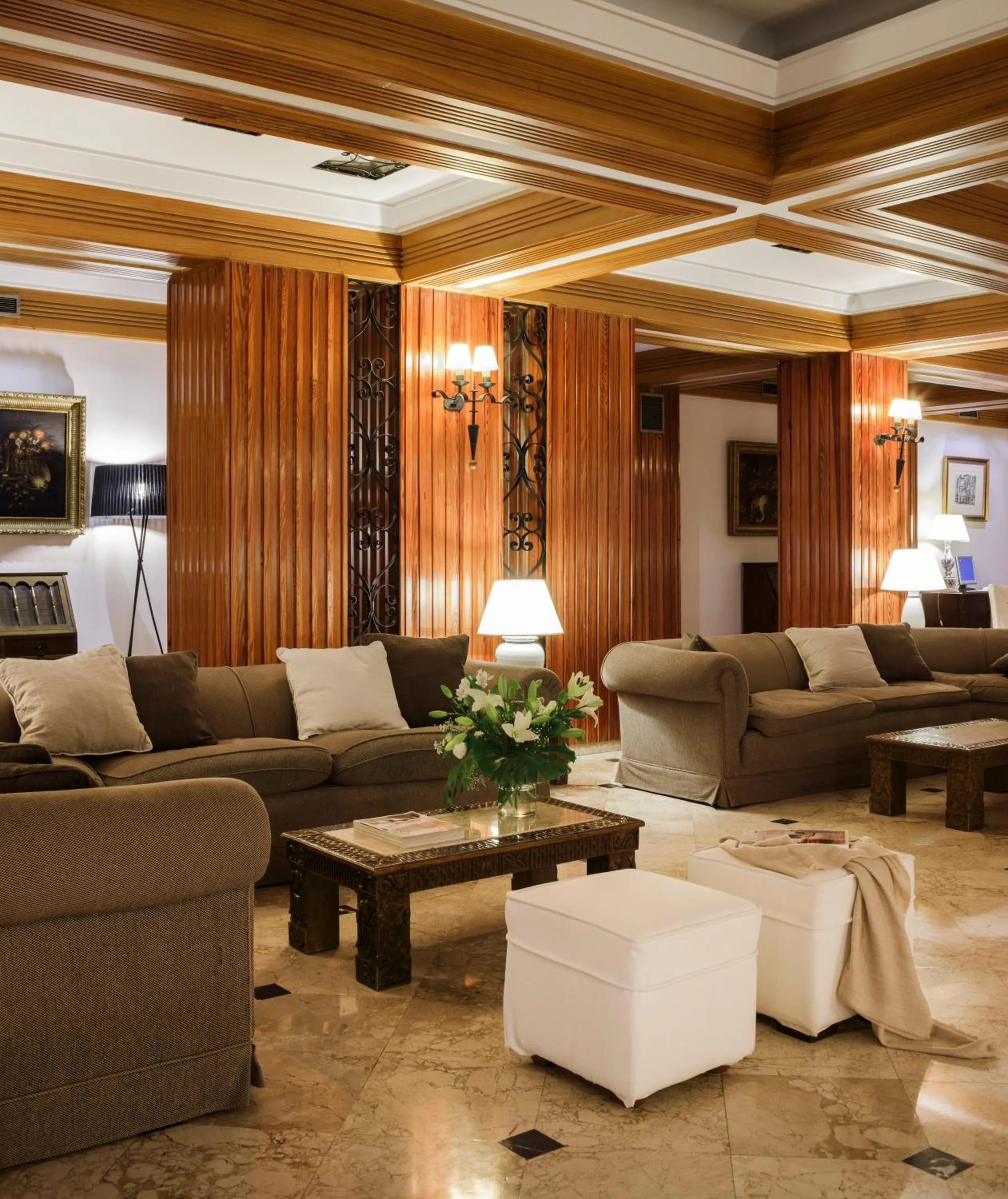 Communal lounge/ TV room in Hotel Fernando III