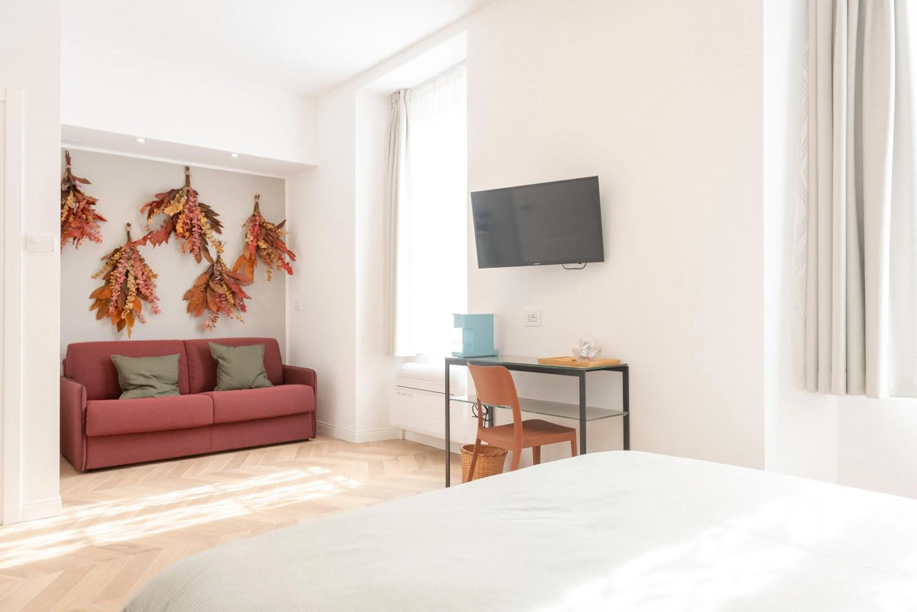 TV and multimedia, Bed in Victoria Boutique Suites