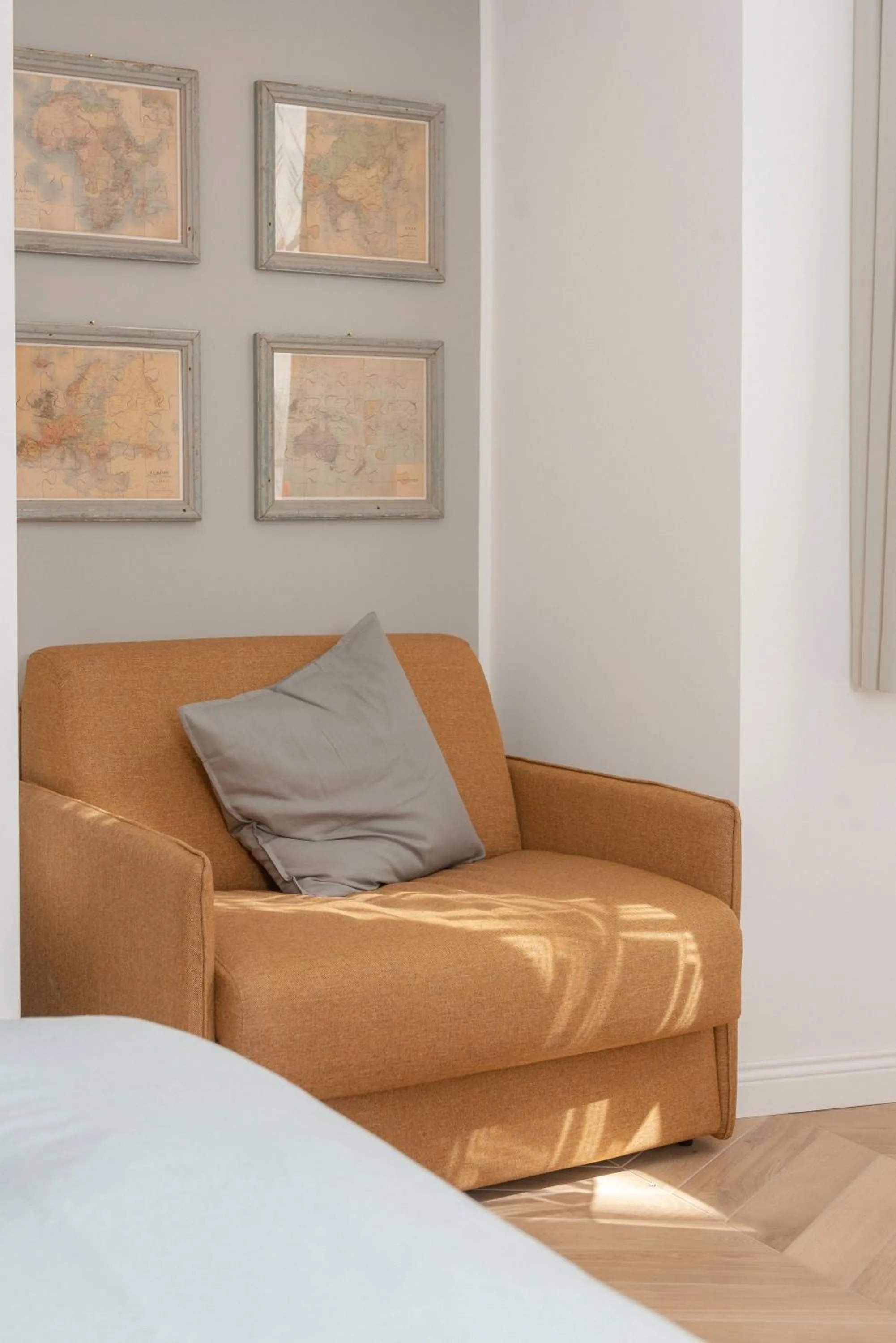 Living room in Victoria Boutique Suites