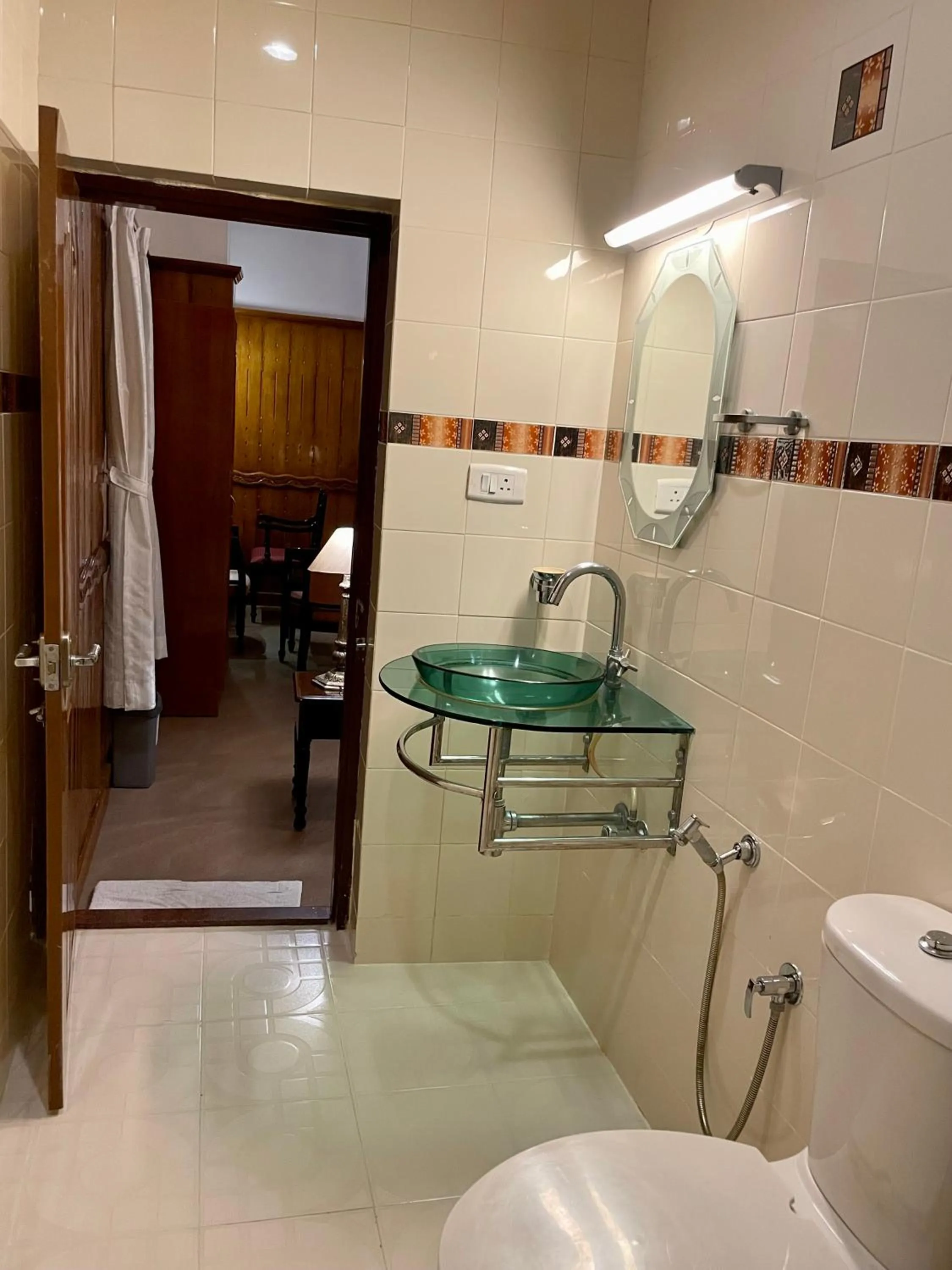 Toilet in Walton's Homestay, Fort Cochin