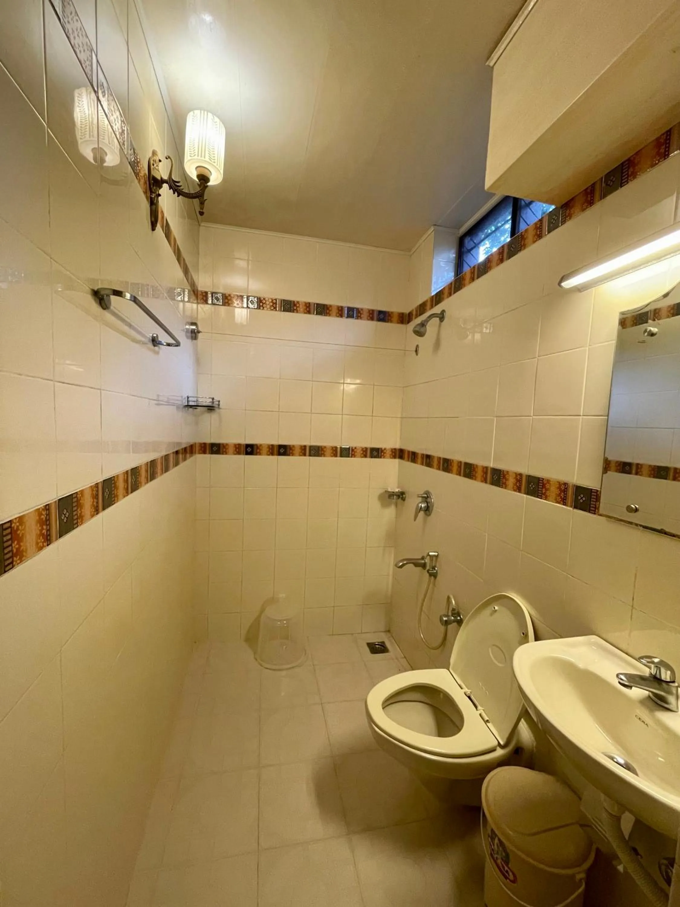 Shower in Walton's Homestay, Fort Cochin