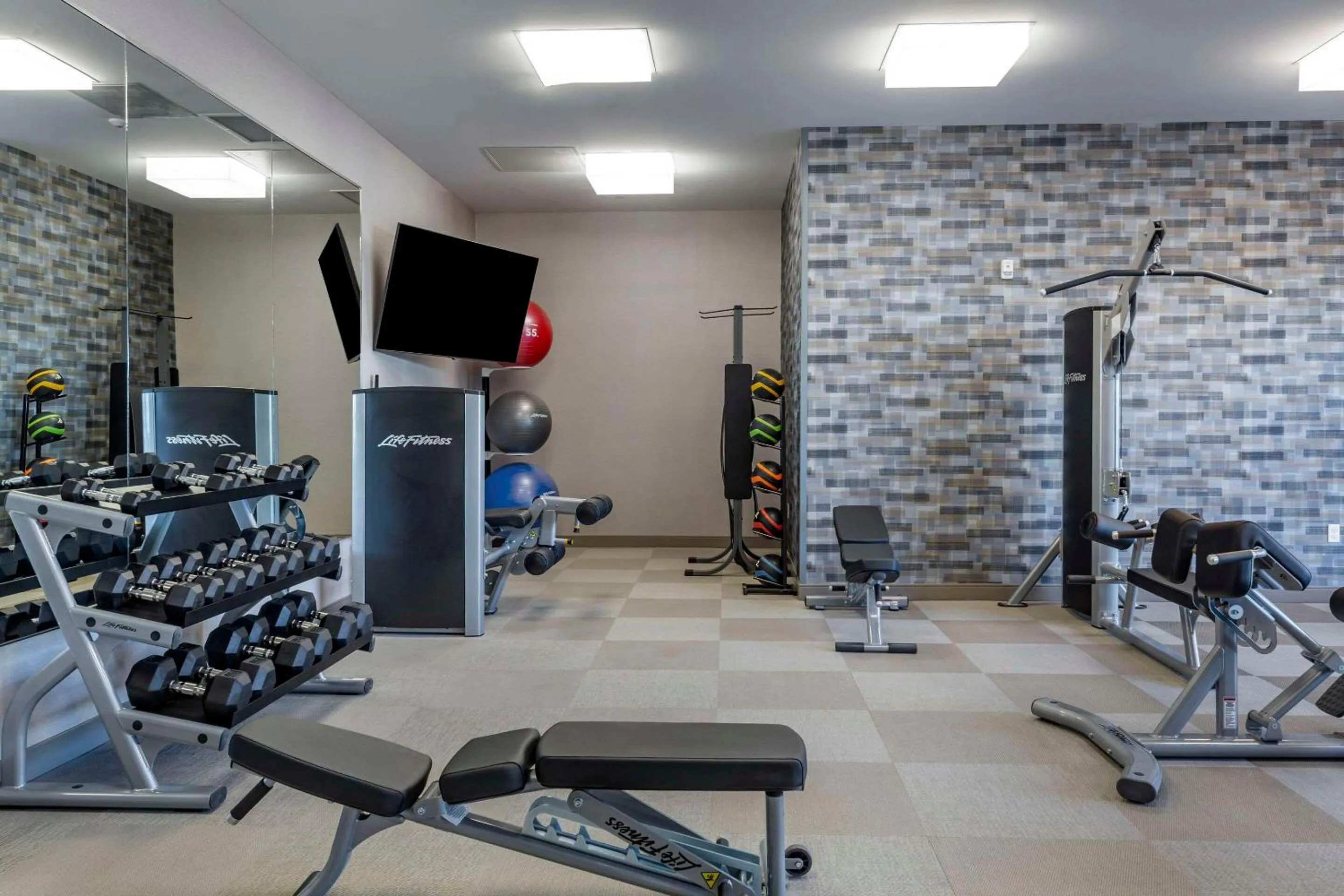 Fitness centre/facilities in Cambria Hotel Manchester South Windsor