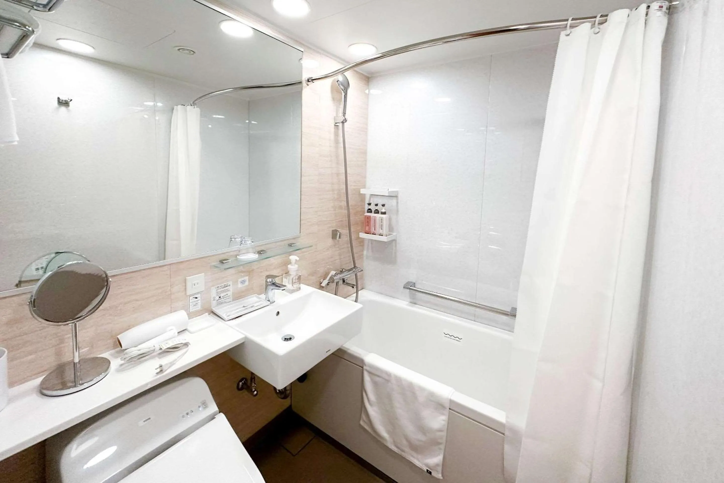 Bathroom in Comfort Hotel Yokkaichi