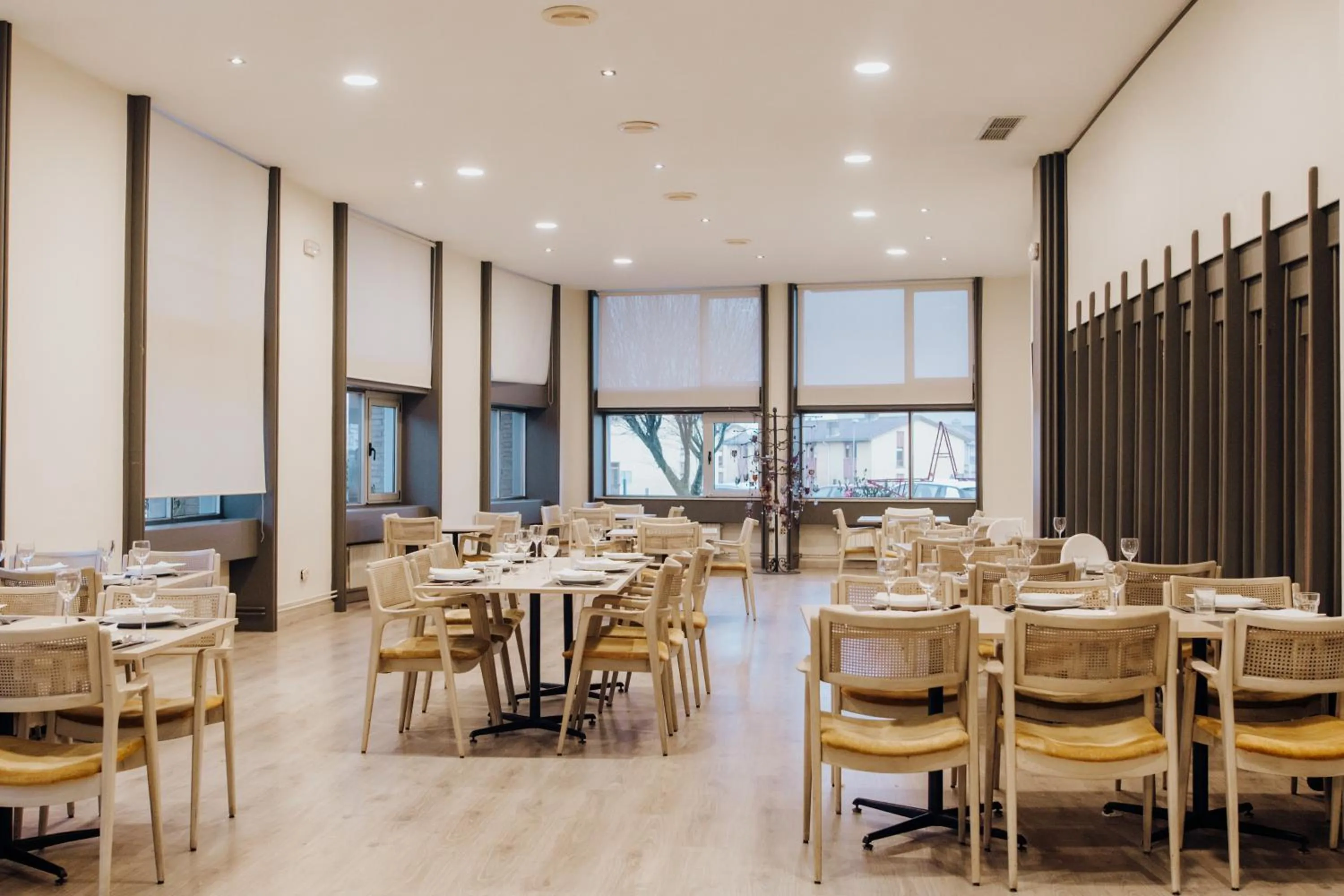 Restaurant/places to eat in Hotel Vejo