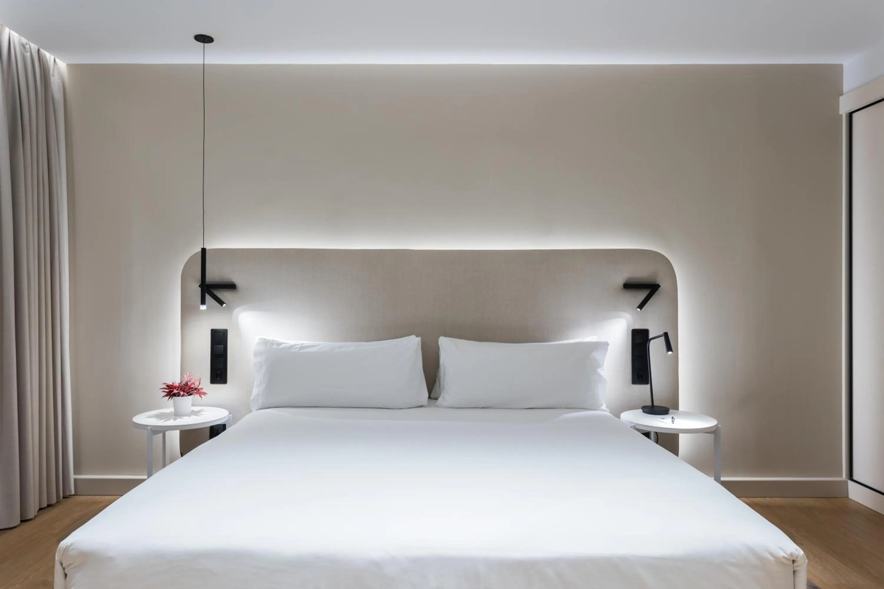 Bed in Royal Ramblas