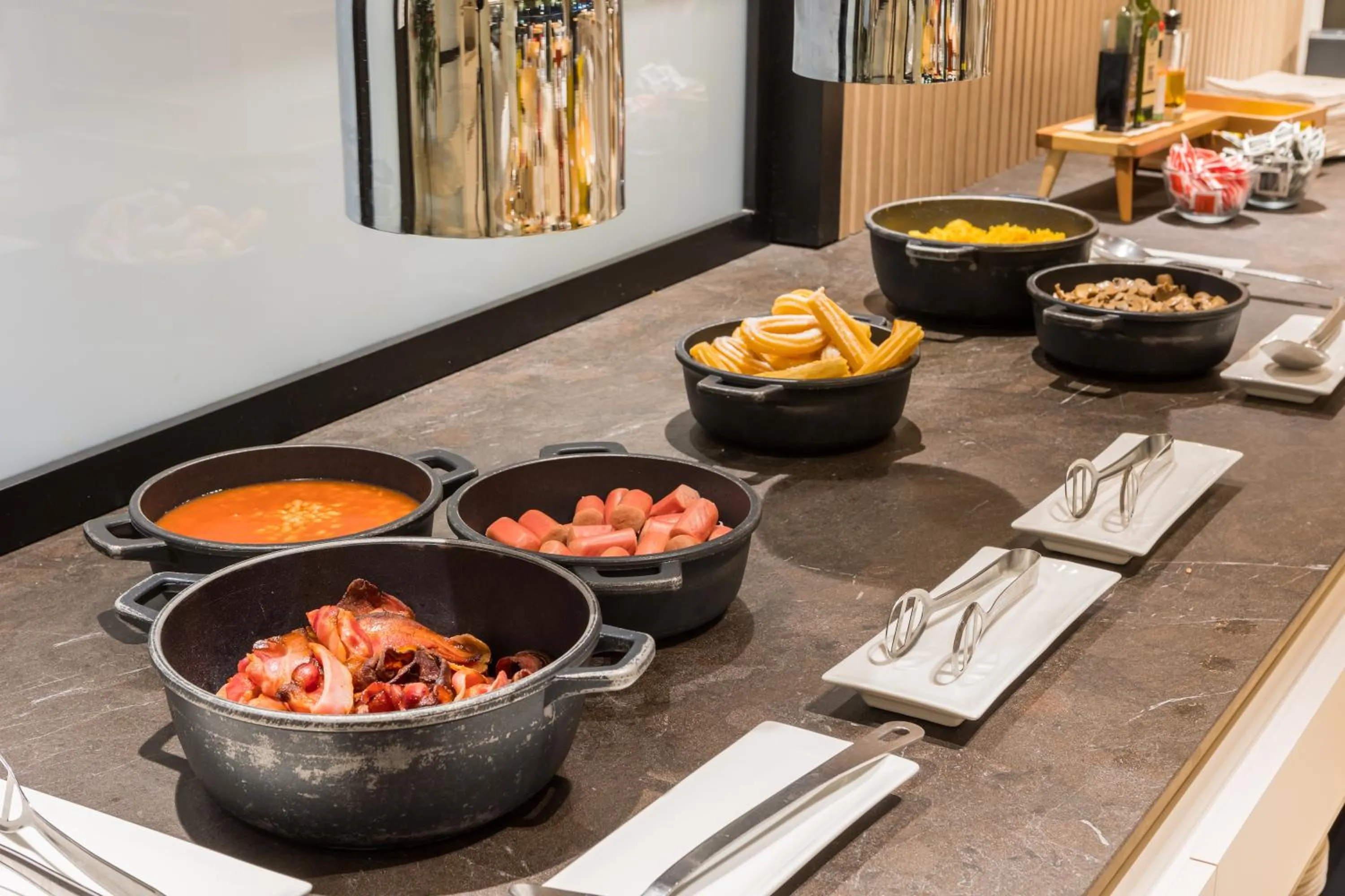 Buffet breakfast in Royal Ramblas