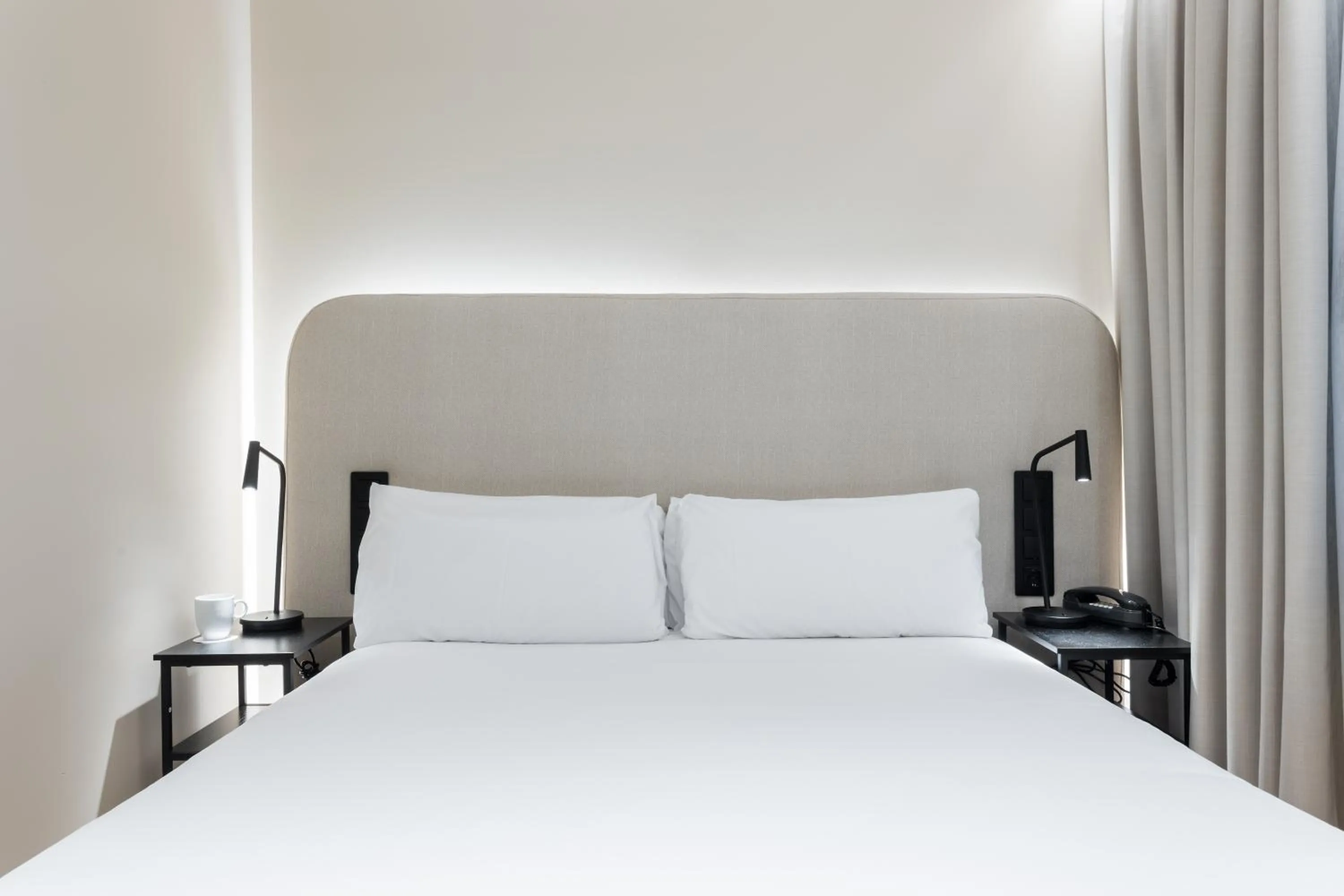 Bed in Royal Ramblas