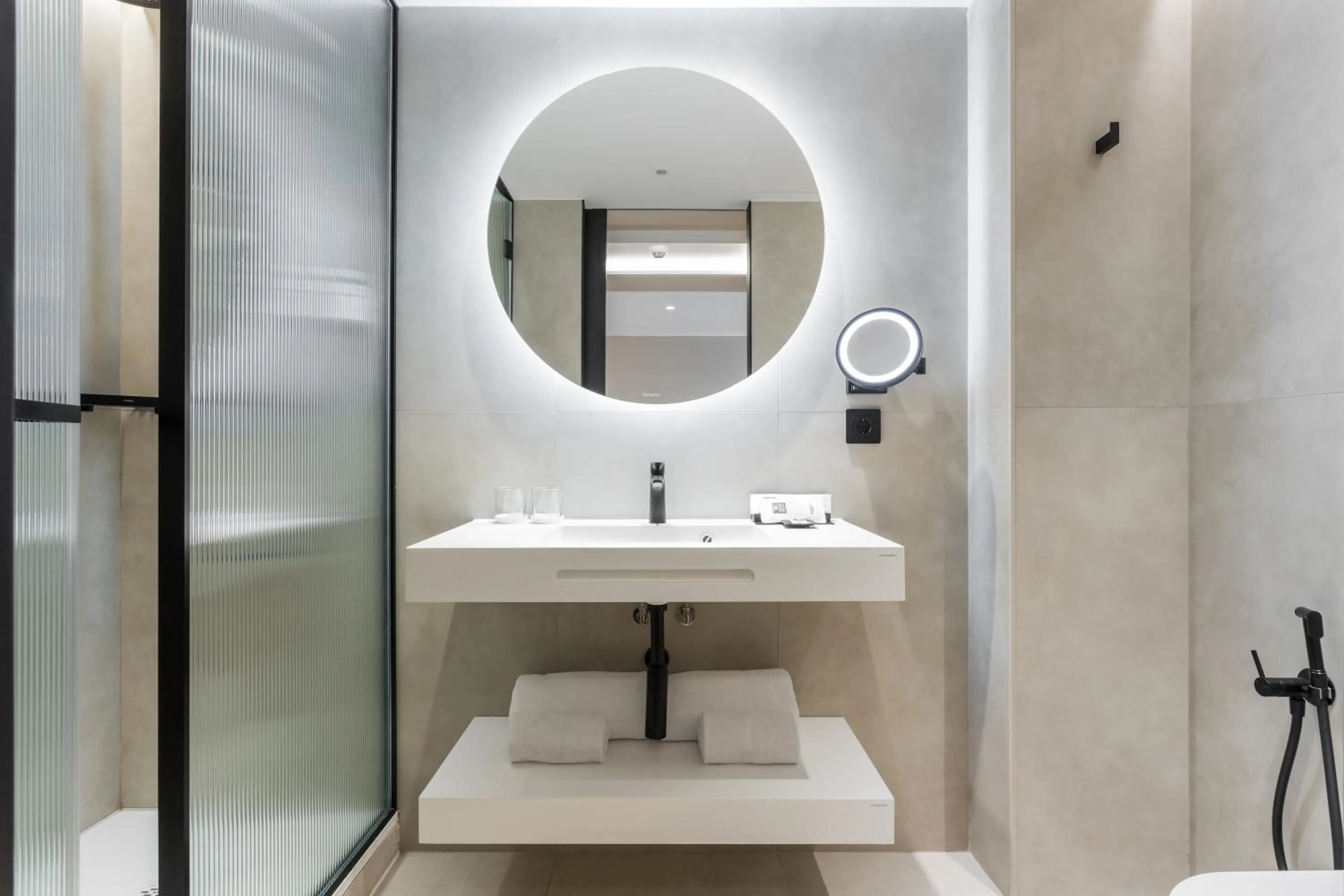 Bathroom in Royal Ramblas