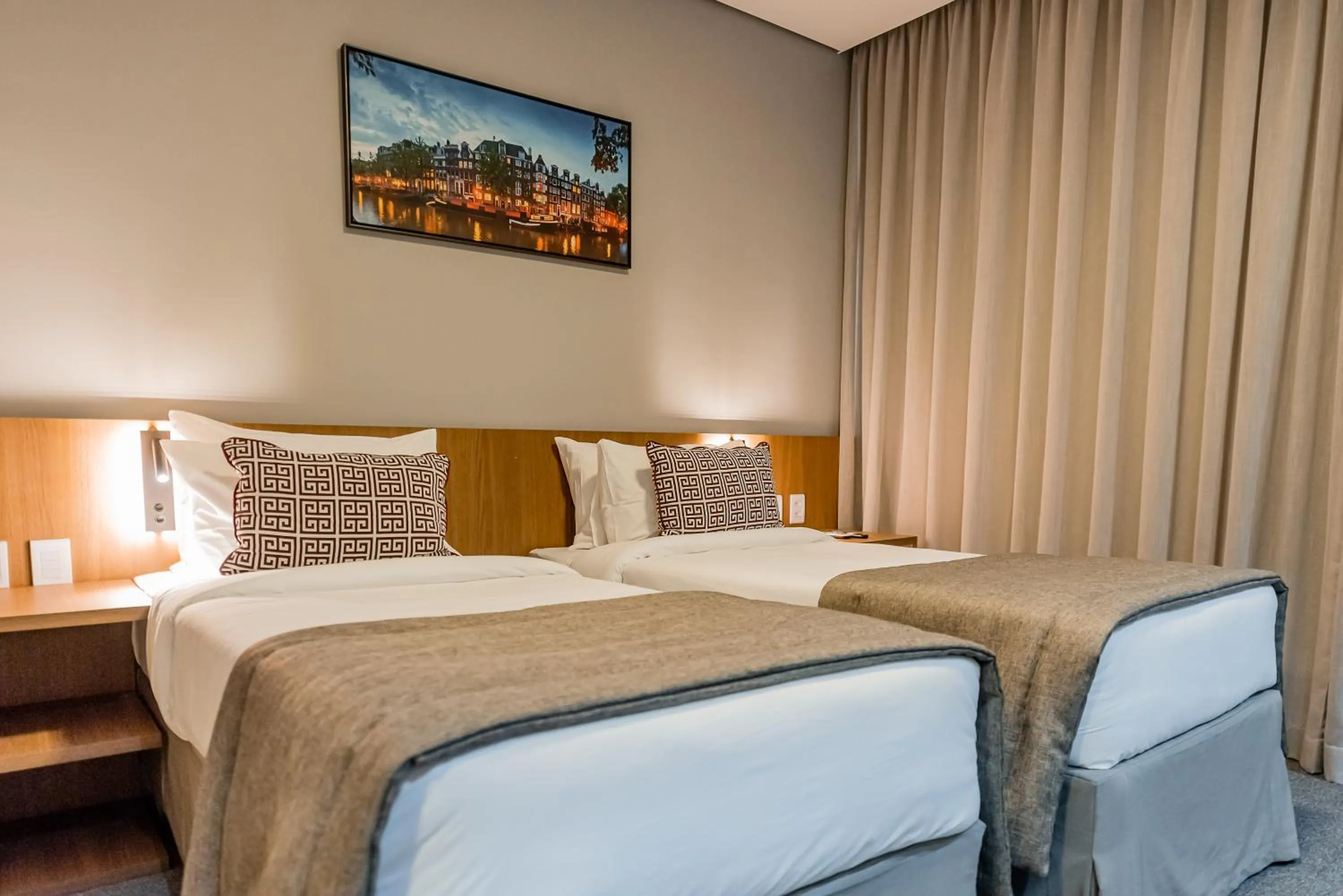 Bed in Royal Tulip Holambra