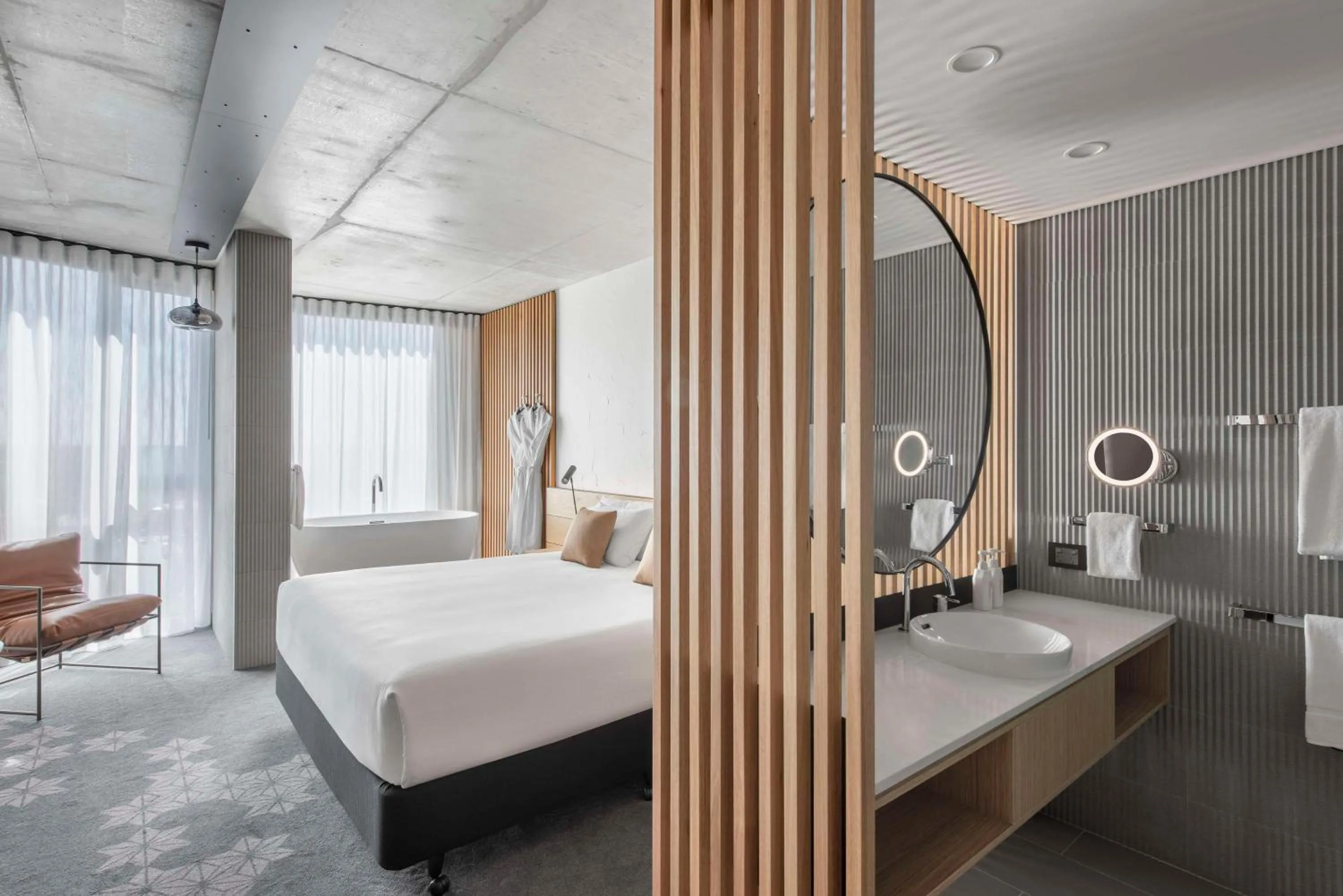 Bedroom, Bed in Vibe Hotel Adelaide