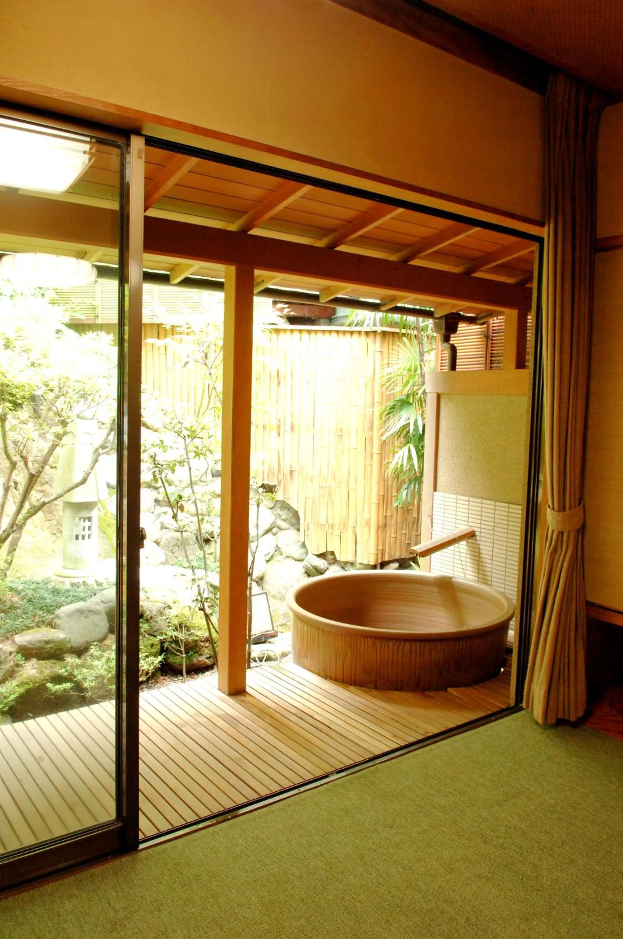 Garden in KOUBOUNOYU NAGAOKA