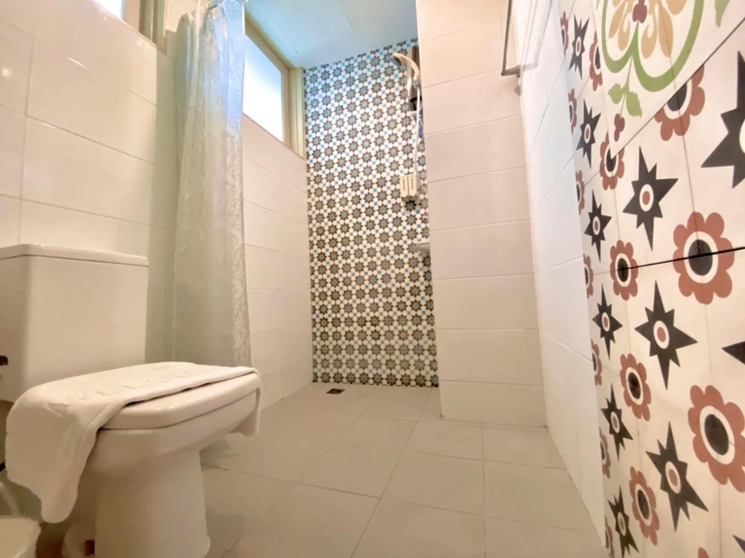 Bathroom in Madame Green Forever