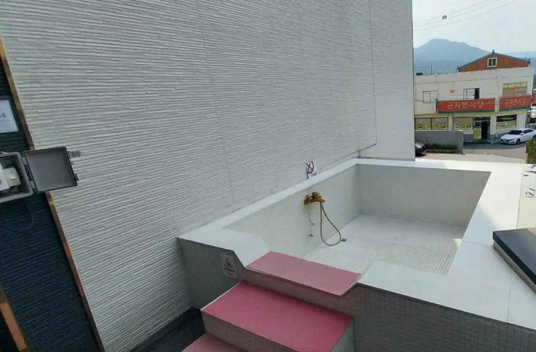 Denbasta Hotel Heritage