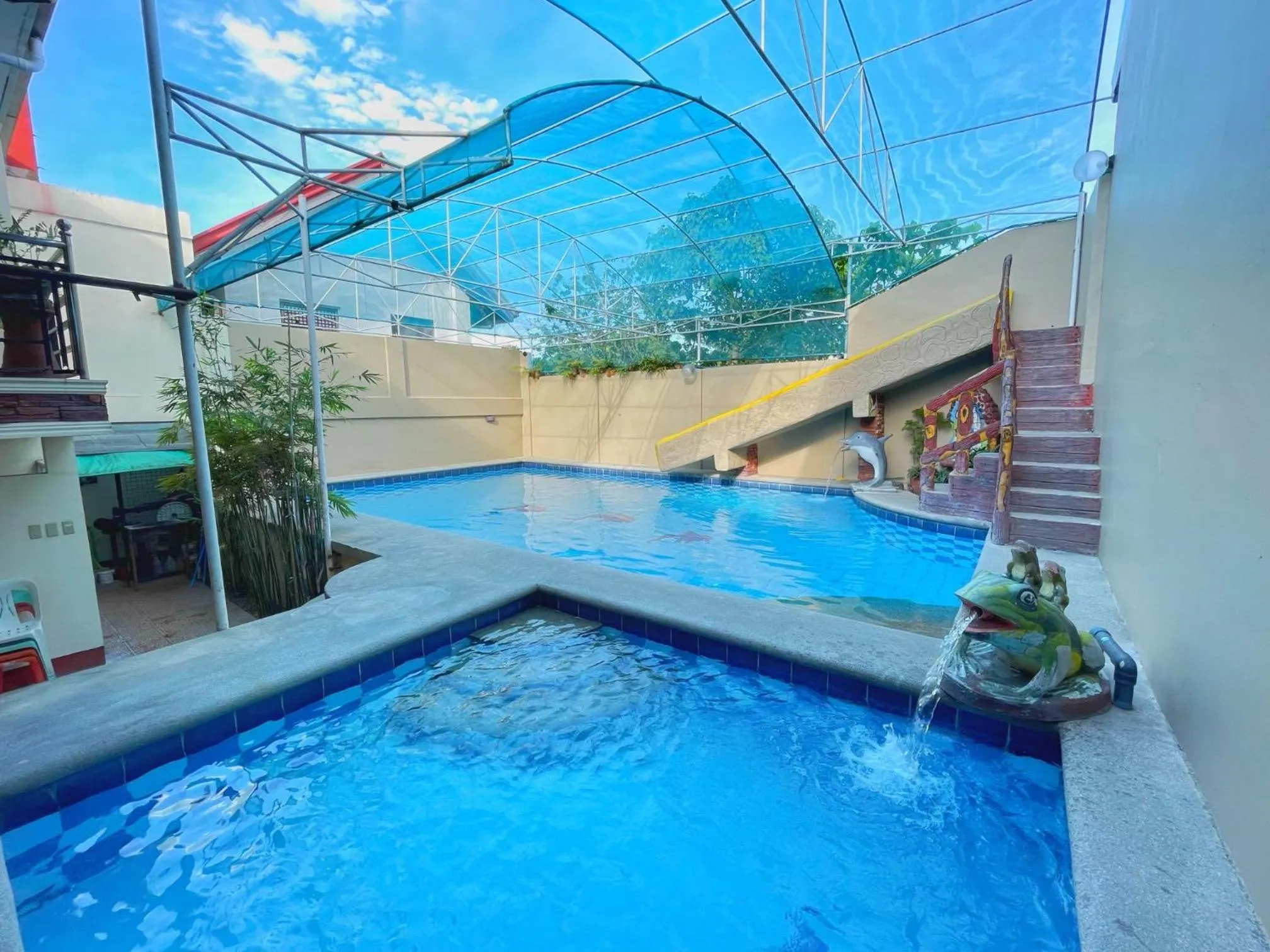 Swimming pool in Weekdays Hotspring Resort by Cocotel