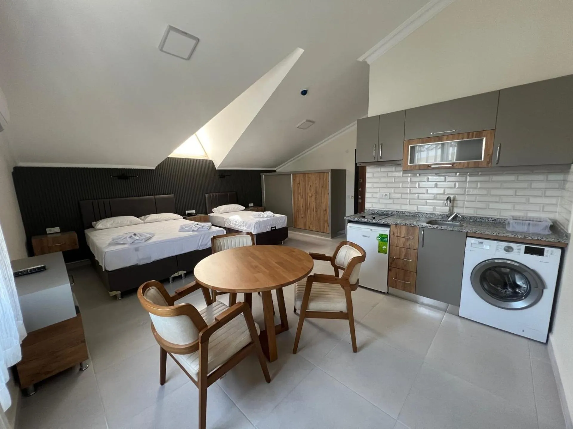 Photo of the whole room in Elit Otel