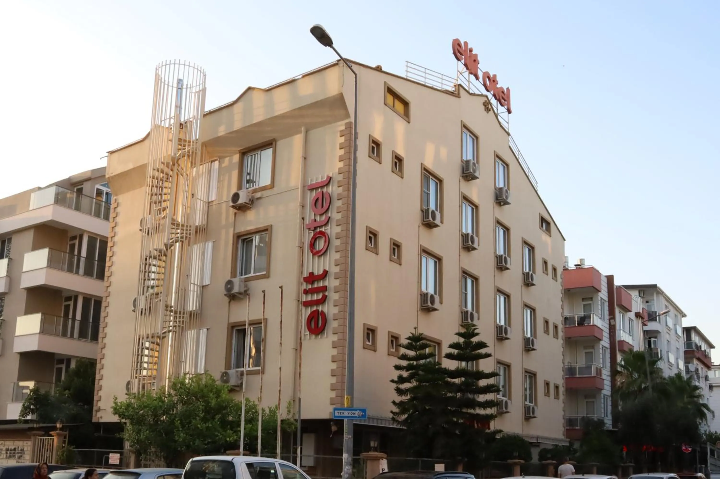 Property building in Elit Otel