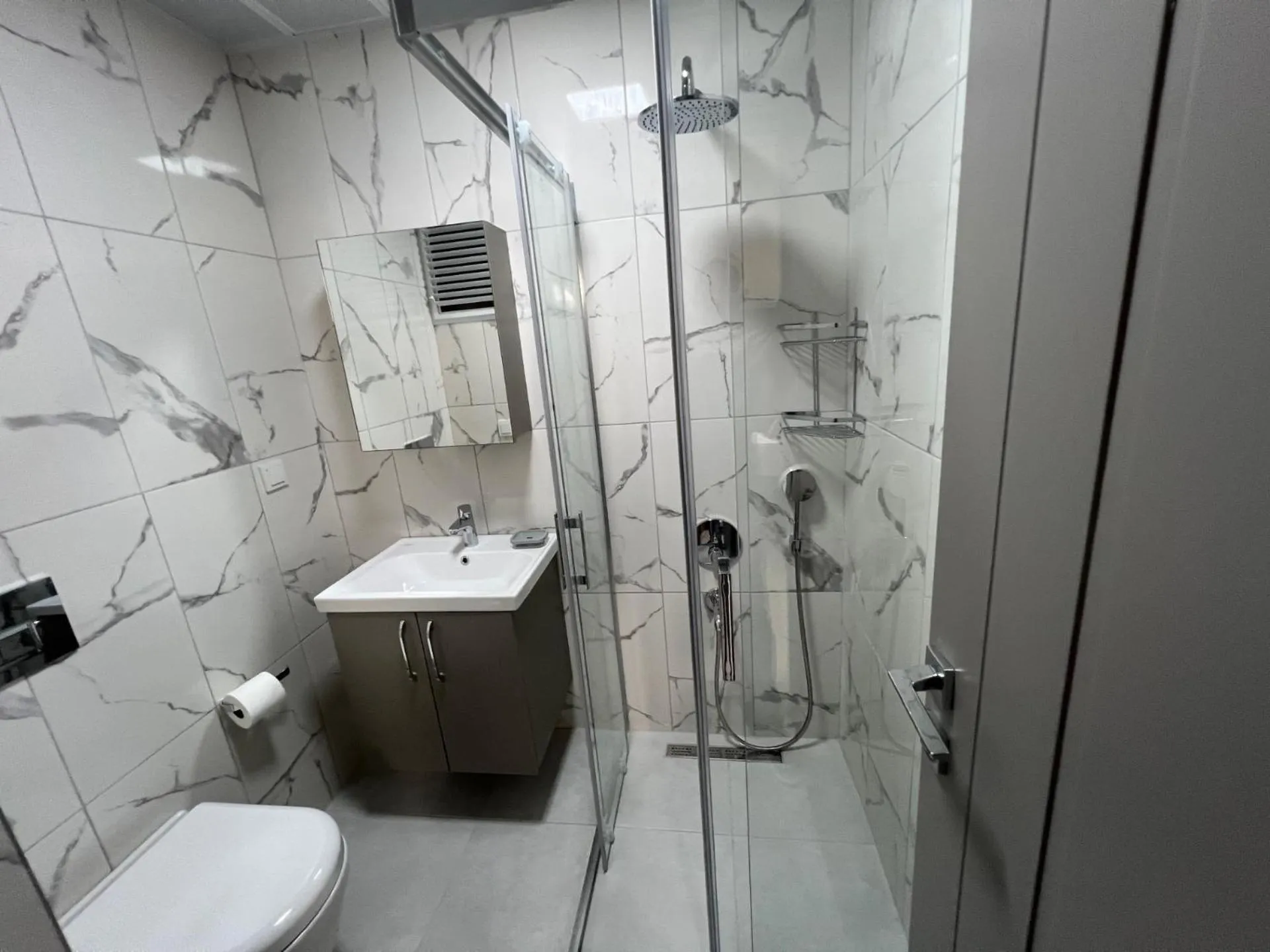 Bathroom in Elit Otel