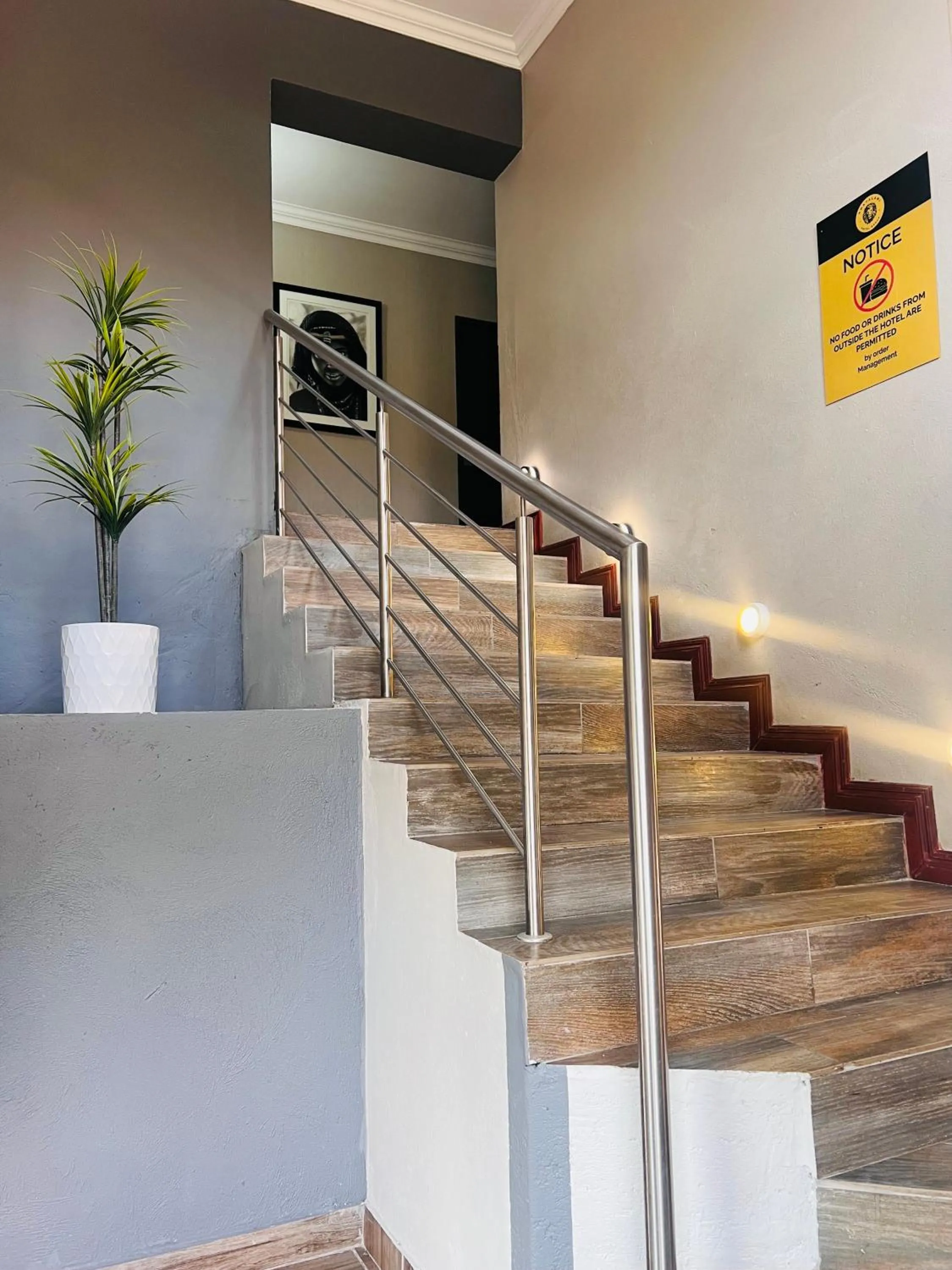 Facade/entrance in Khayalami Hotel - Mbombela