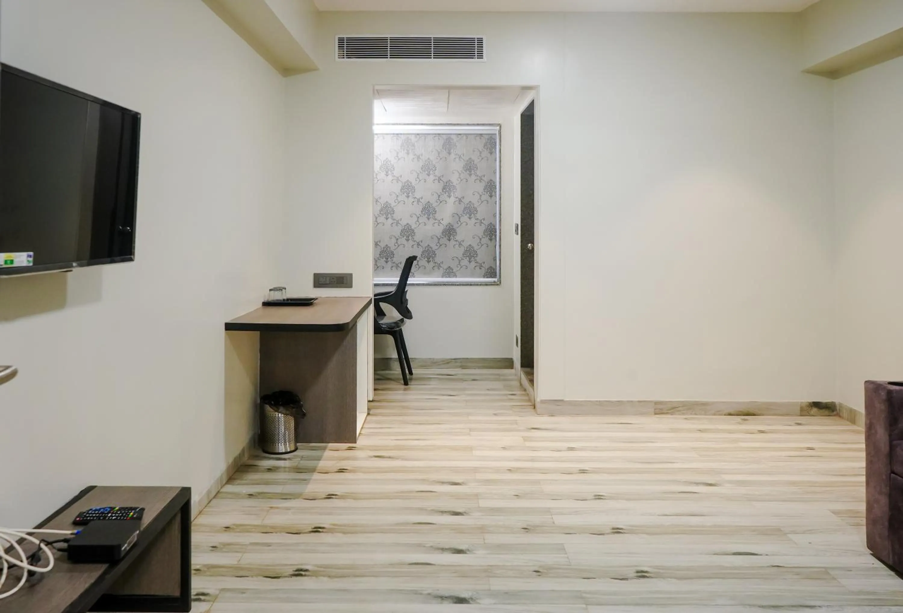 TV and multimedia in Hotel VR Grand