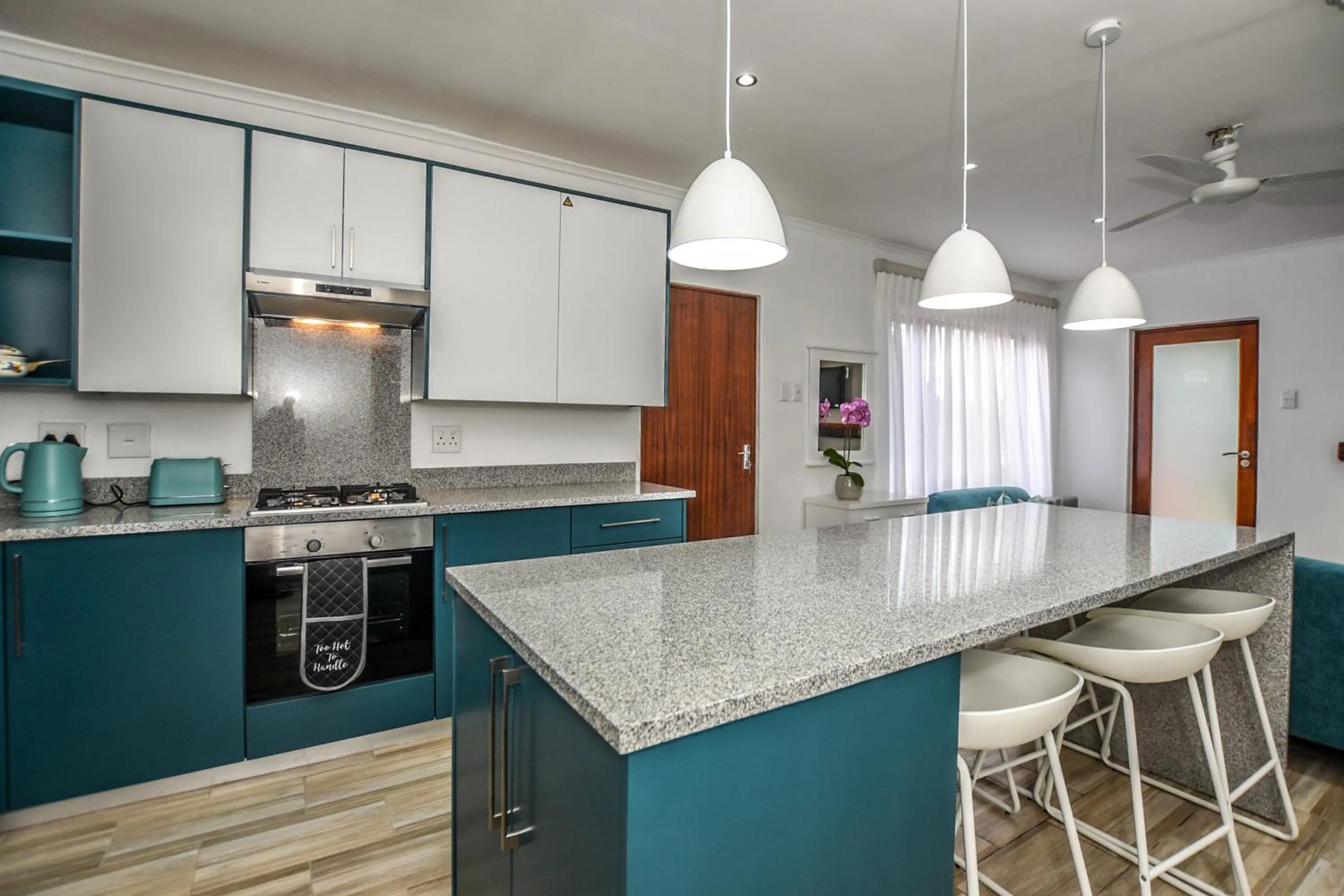 Kitchen or kitchenette in Penny's Place on Greenway