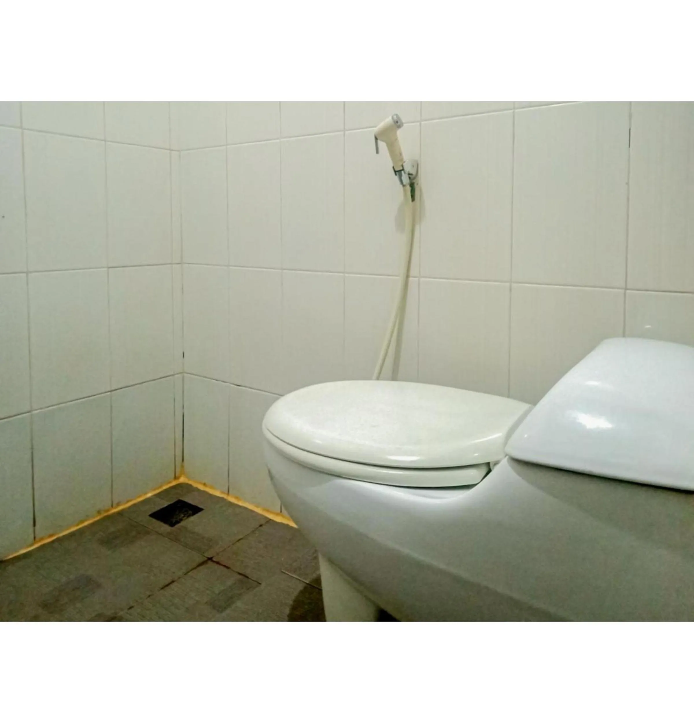 Bathroom in Homestay Akik Hijau Near Panakkukang