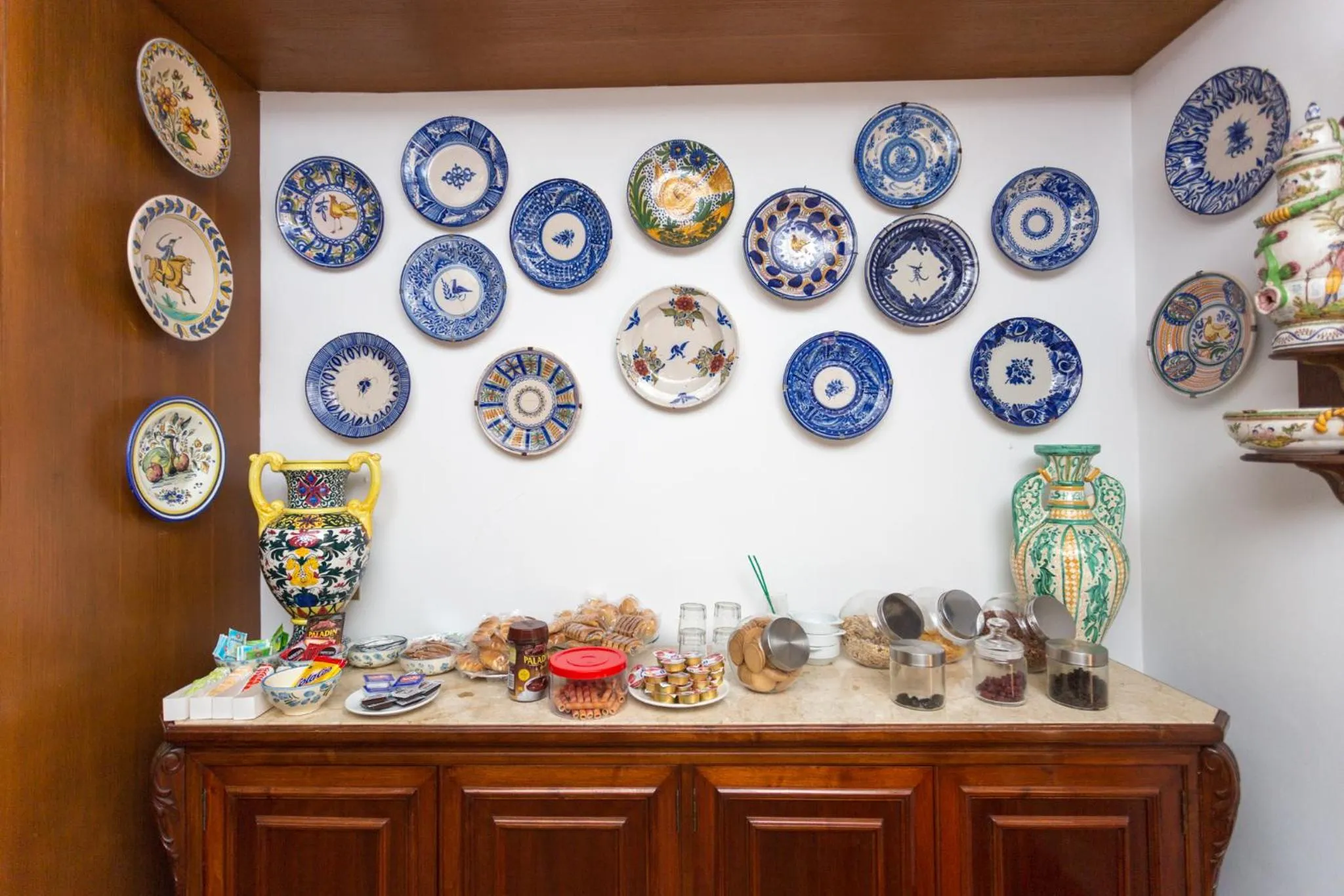 Dining area in Hotel Riad Arruzafa