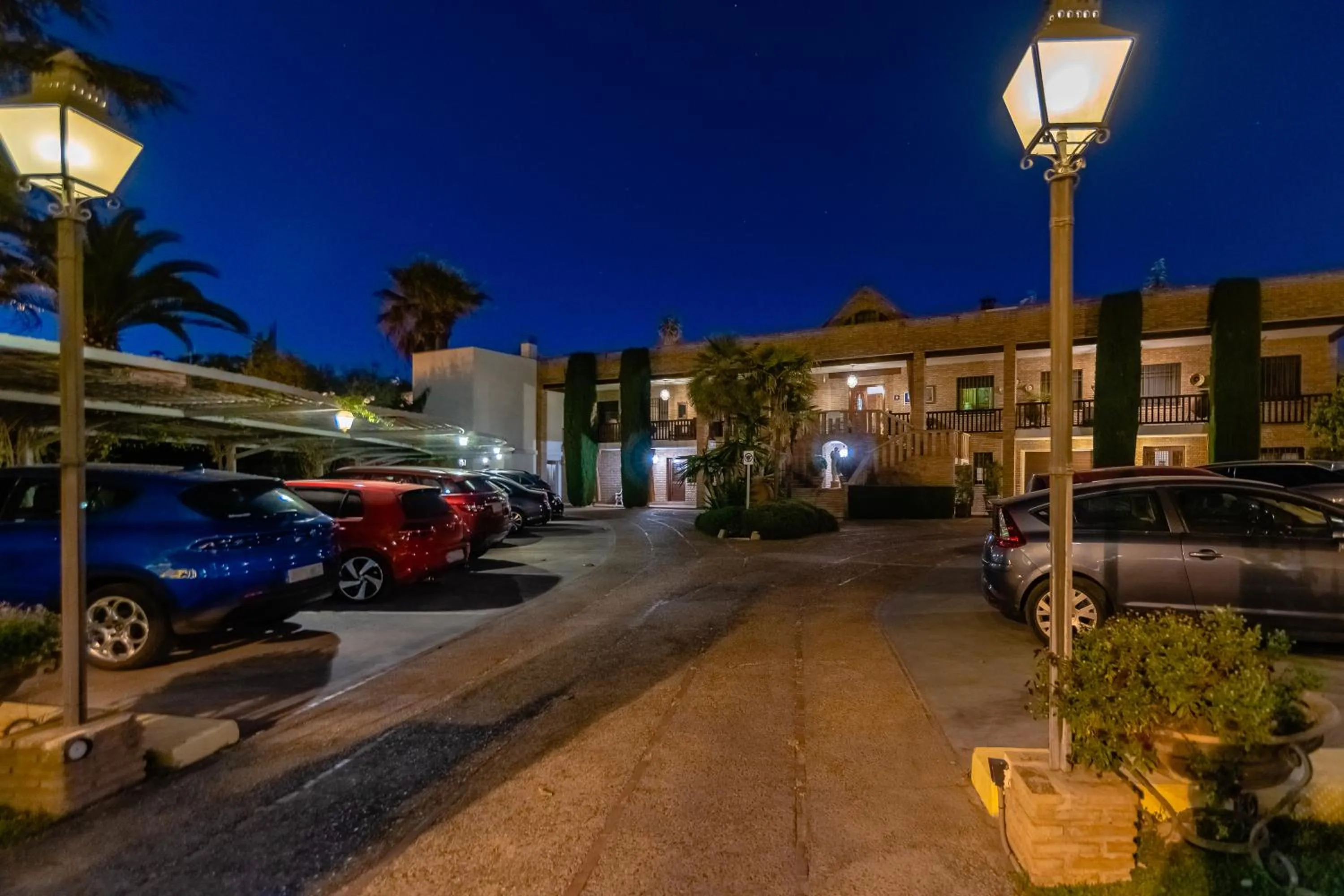 Night in Hotel Riad Arruzafa