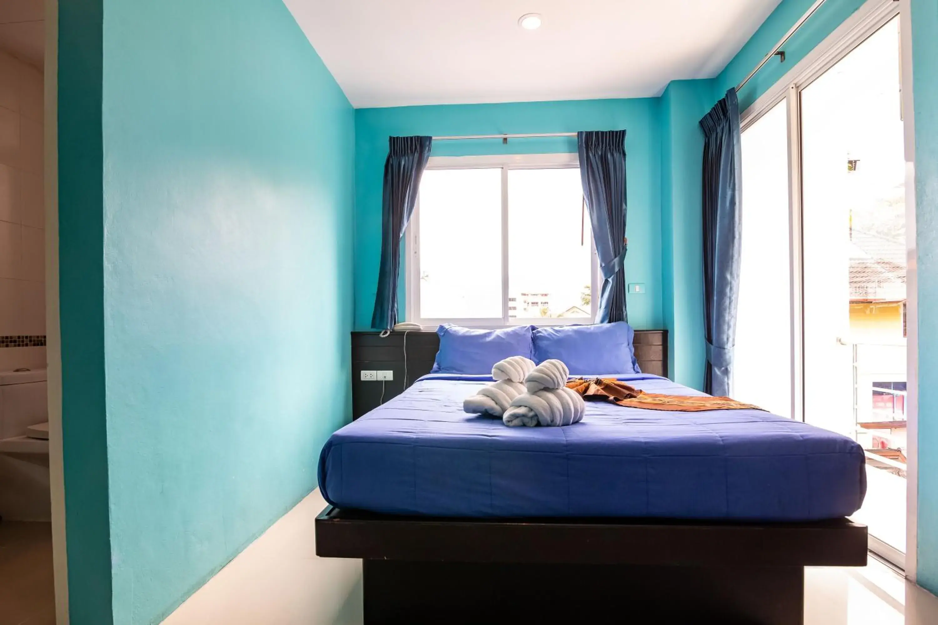 Standard Double Room in PATONG BLUE HOTEL Standard Double Room in PATONG BLUE HOTEL