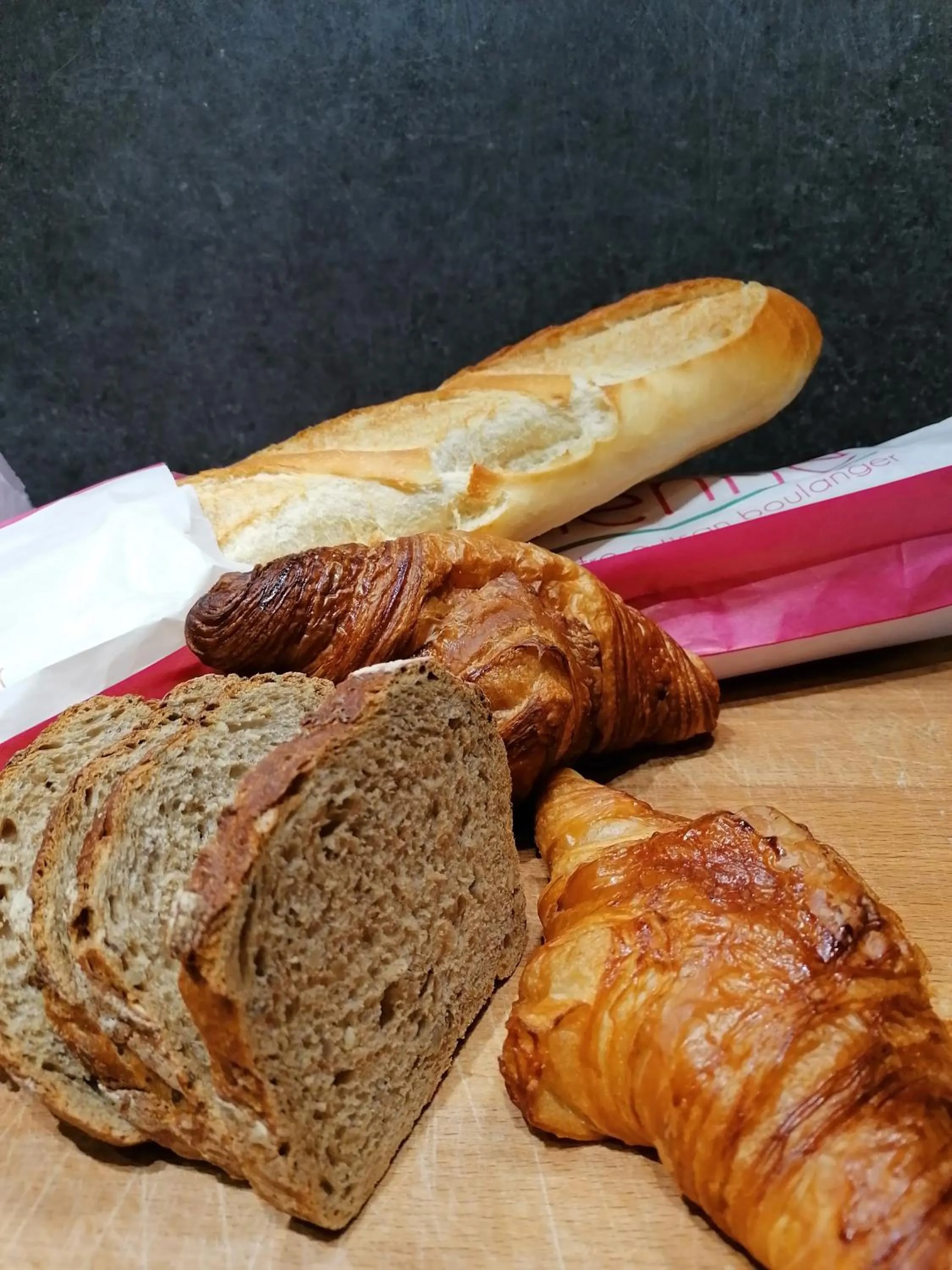 Continental breakfast in Studio Ferme de Bonavis