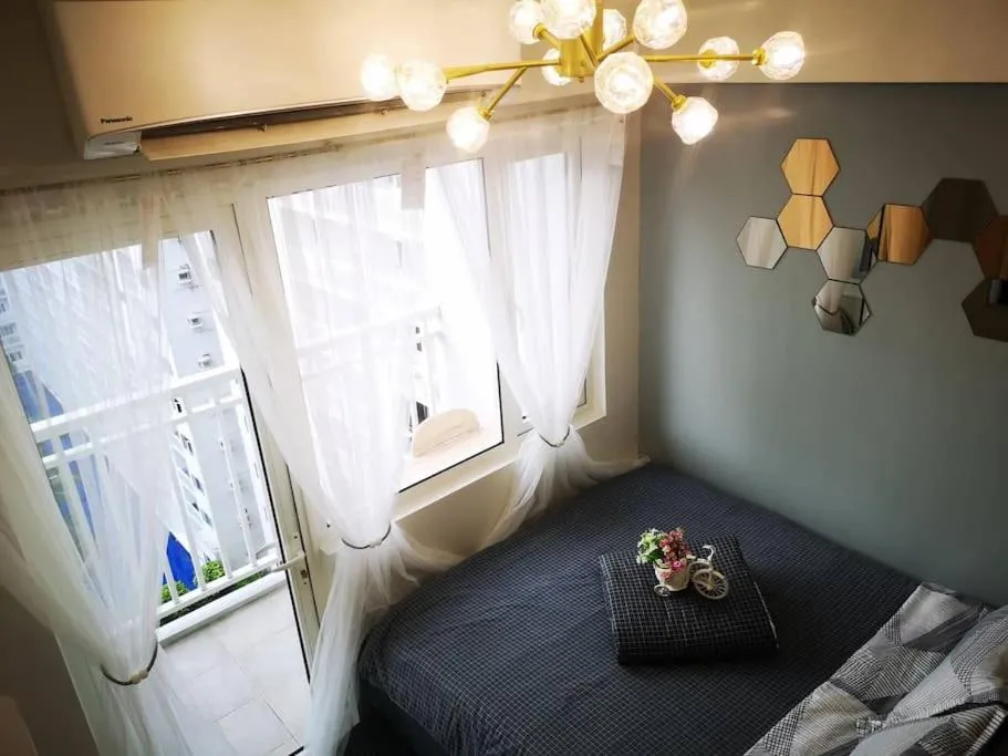 Bed in Serenity Cove MOA