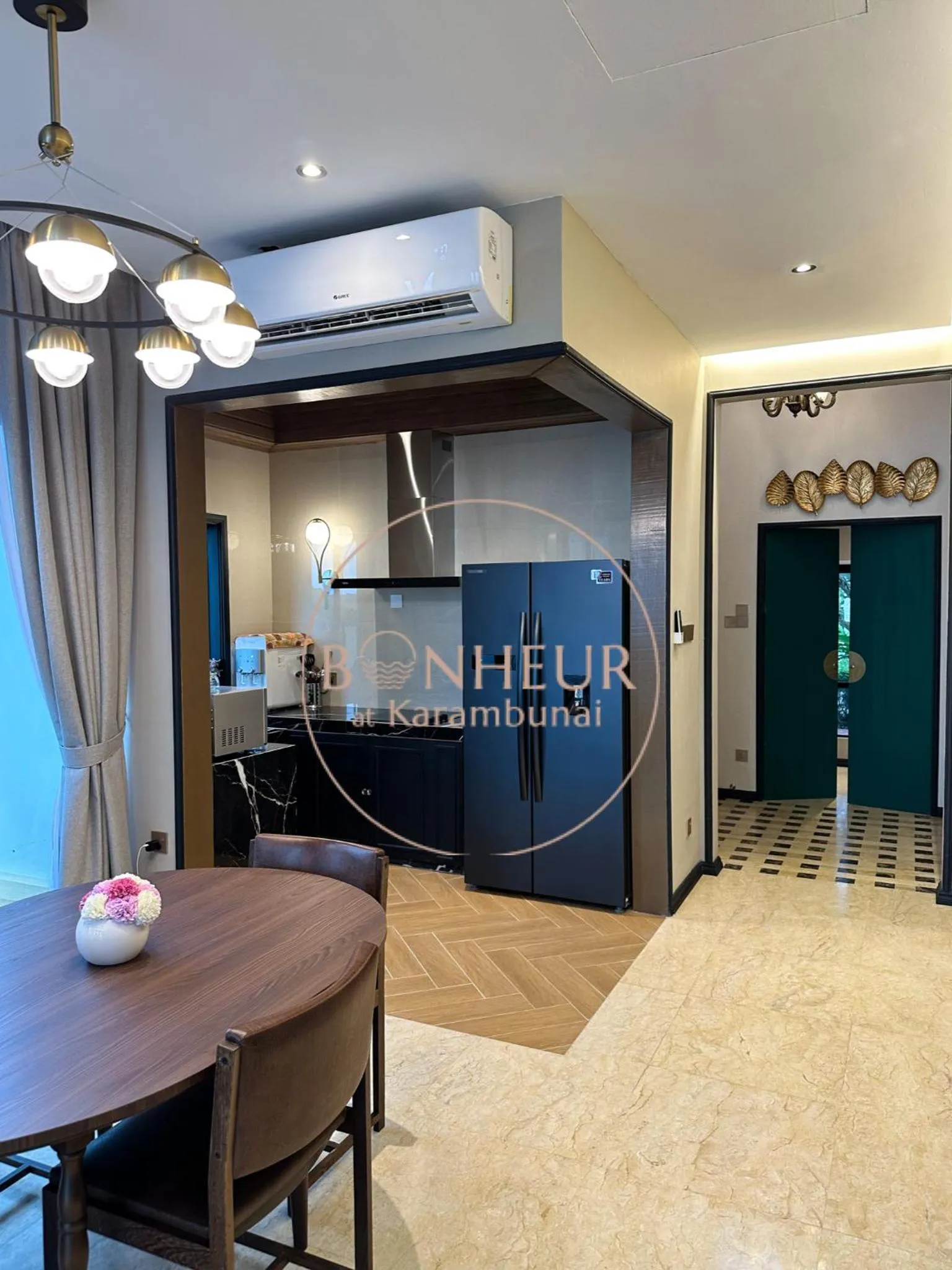 Kitchen or kitchenette in Bonheur at Karambunai