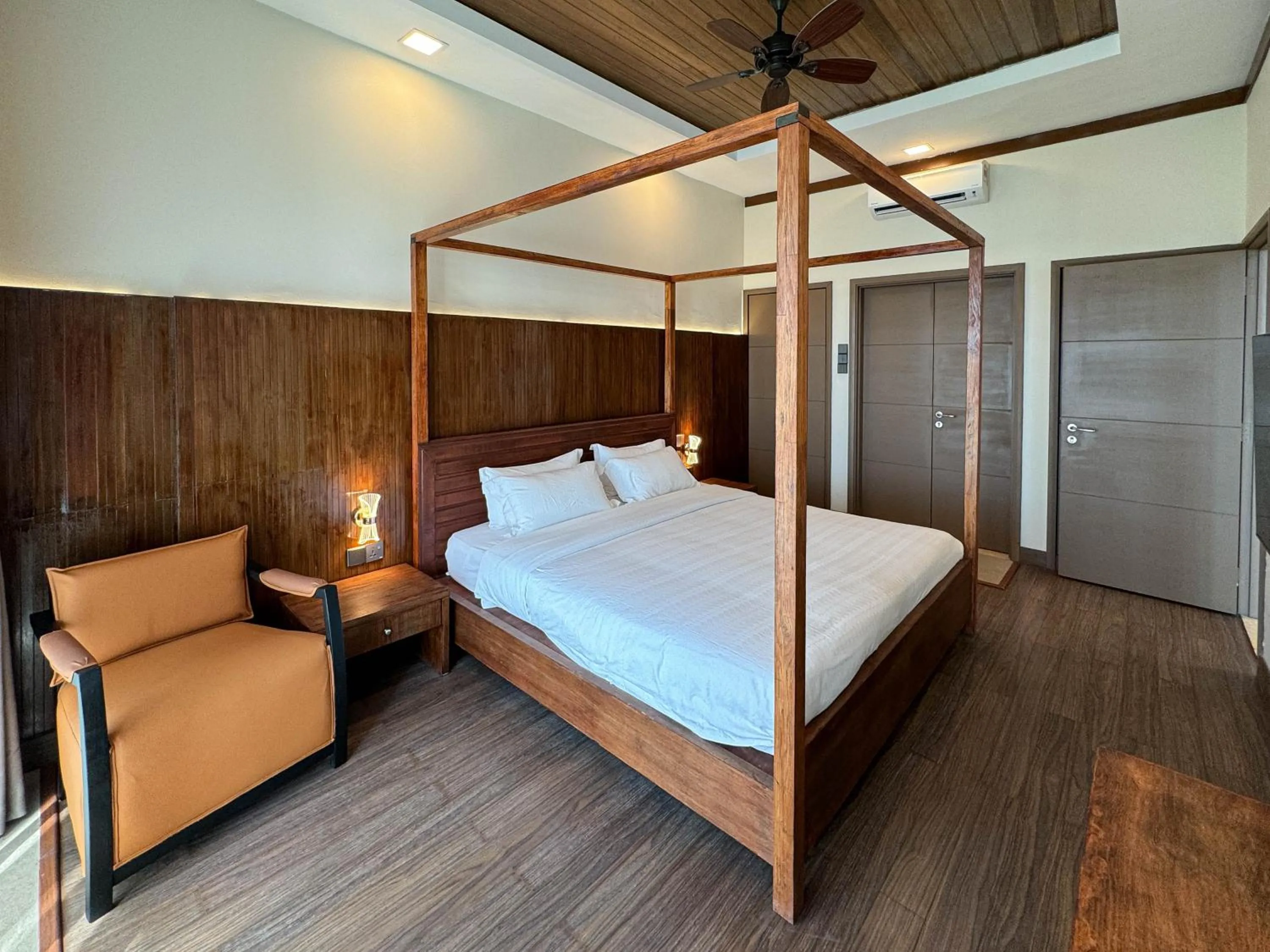 Bed in Bonheur at Karambunai