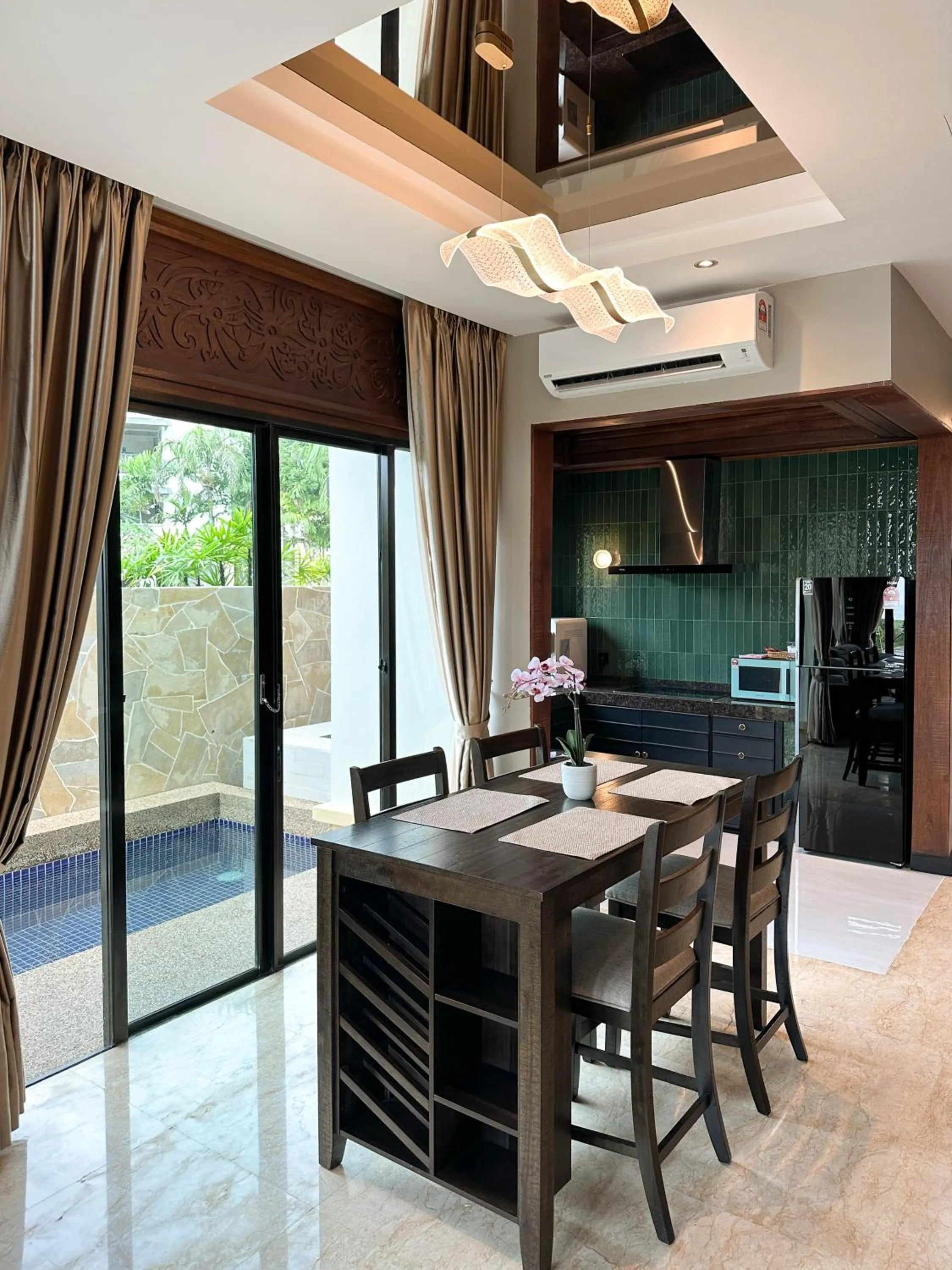 Kitchen or kitchenette in Bonheur at Karambunai