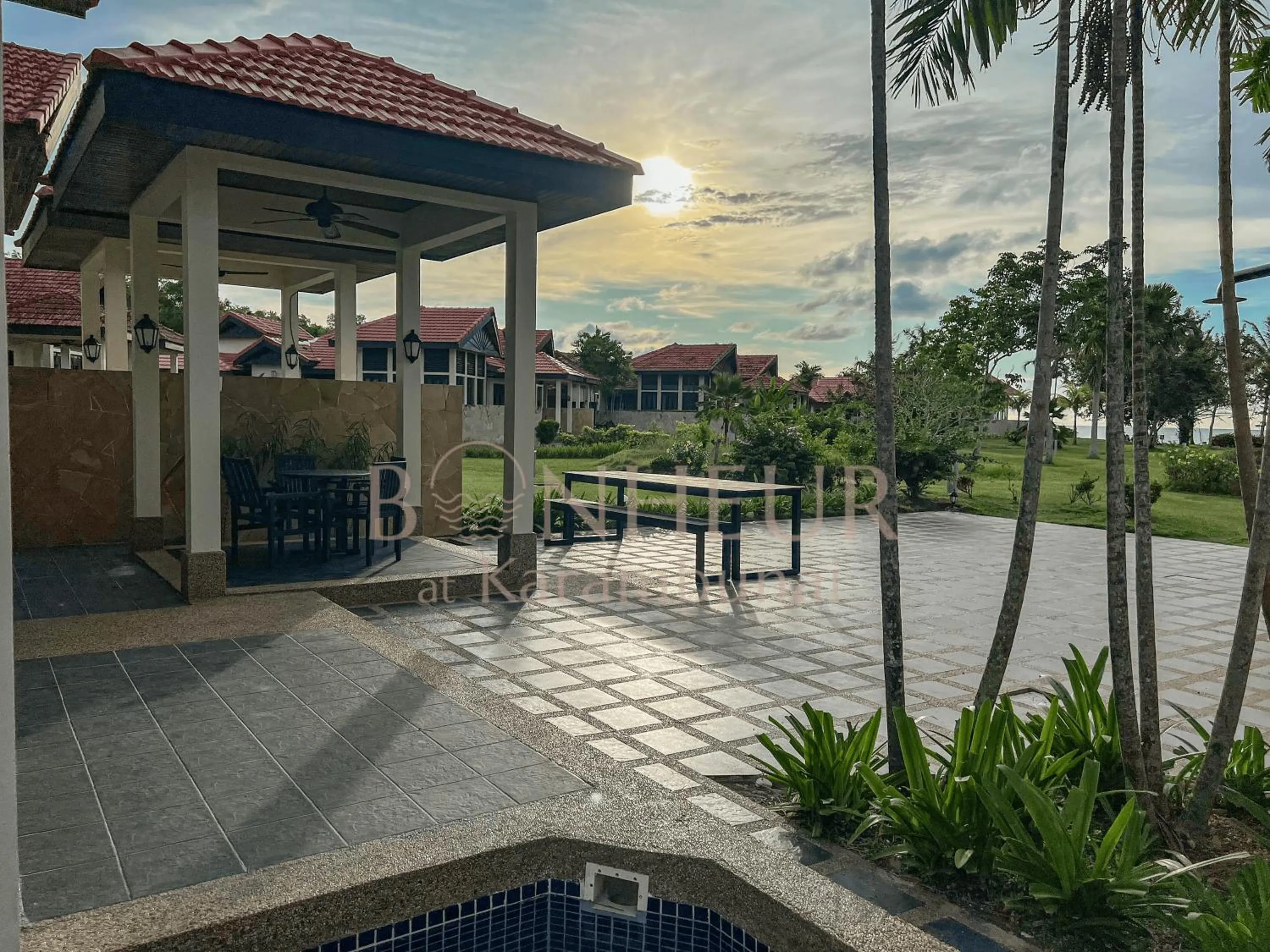 Patio in Bonheur at Karambunai