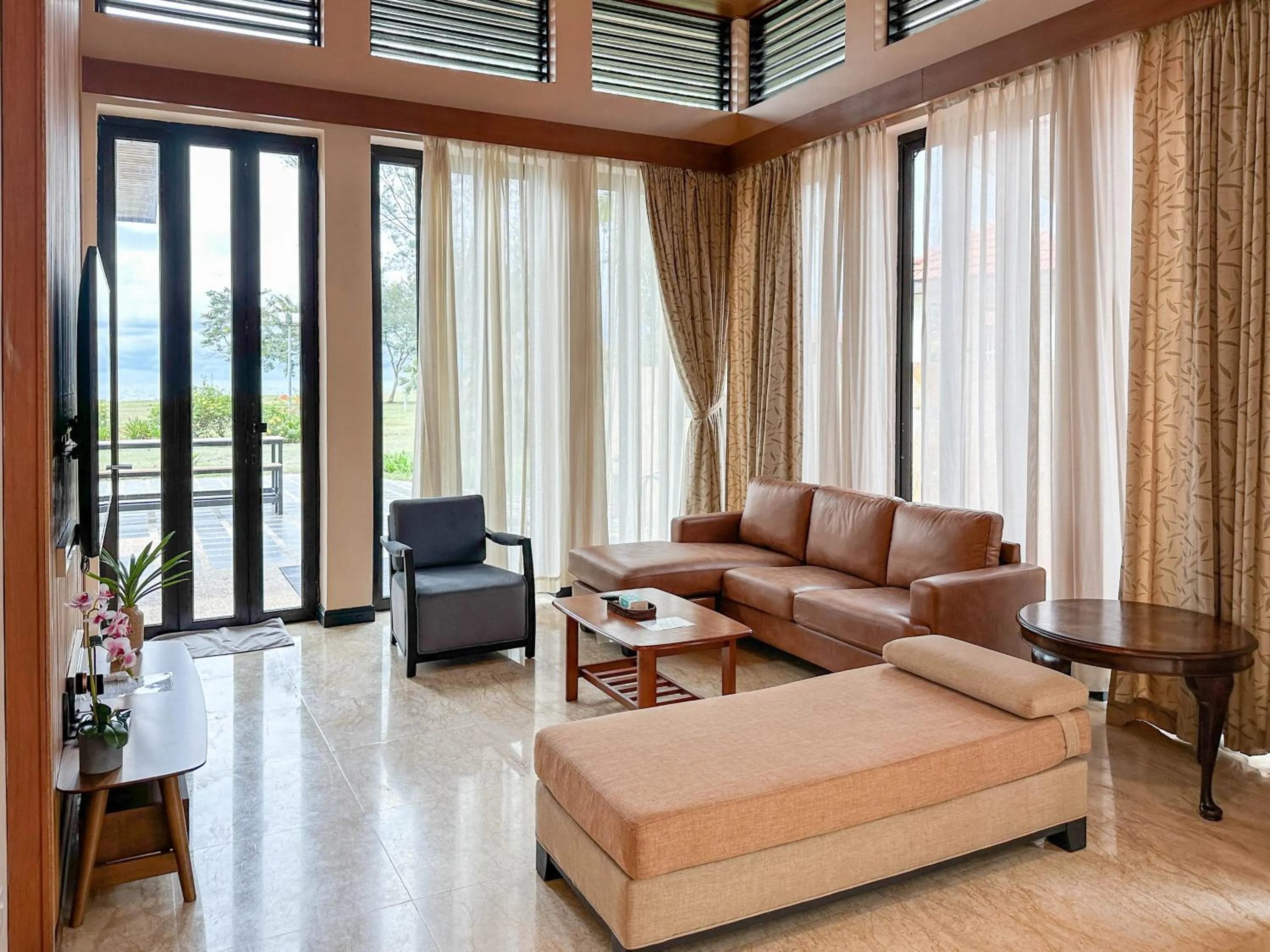 Living room in Bonheur at Karambunai