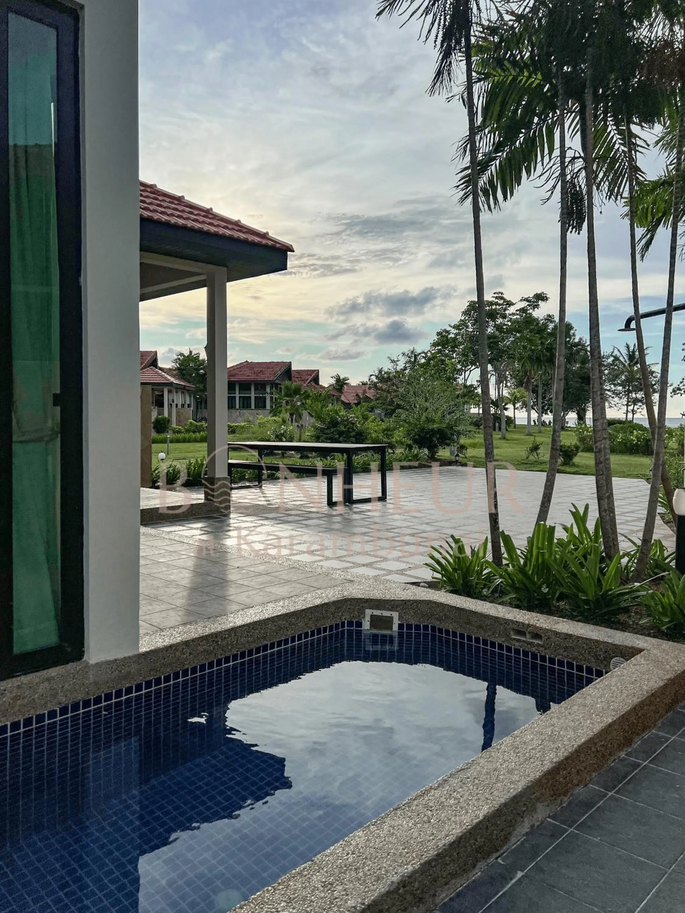 Pool view in Bonheur at Karambunai