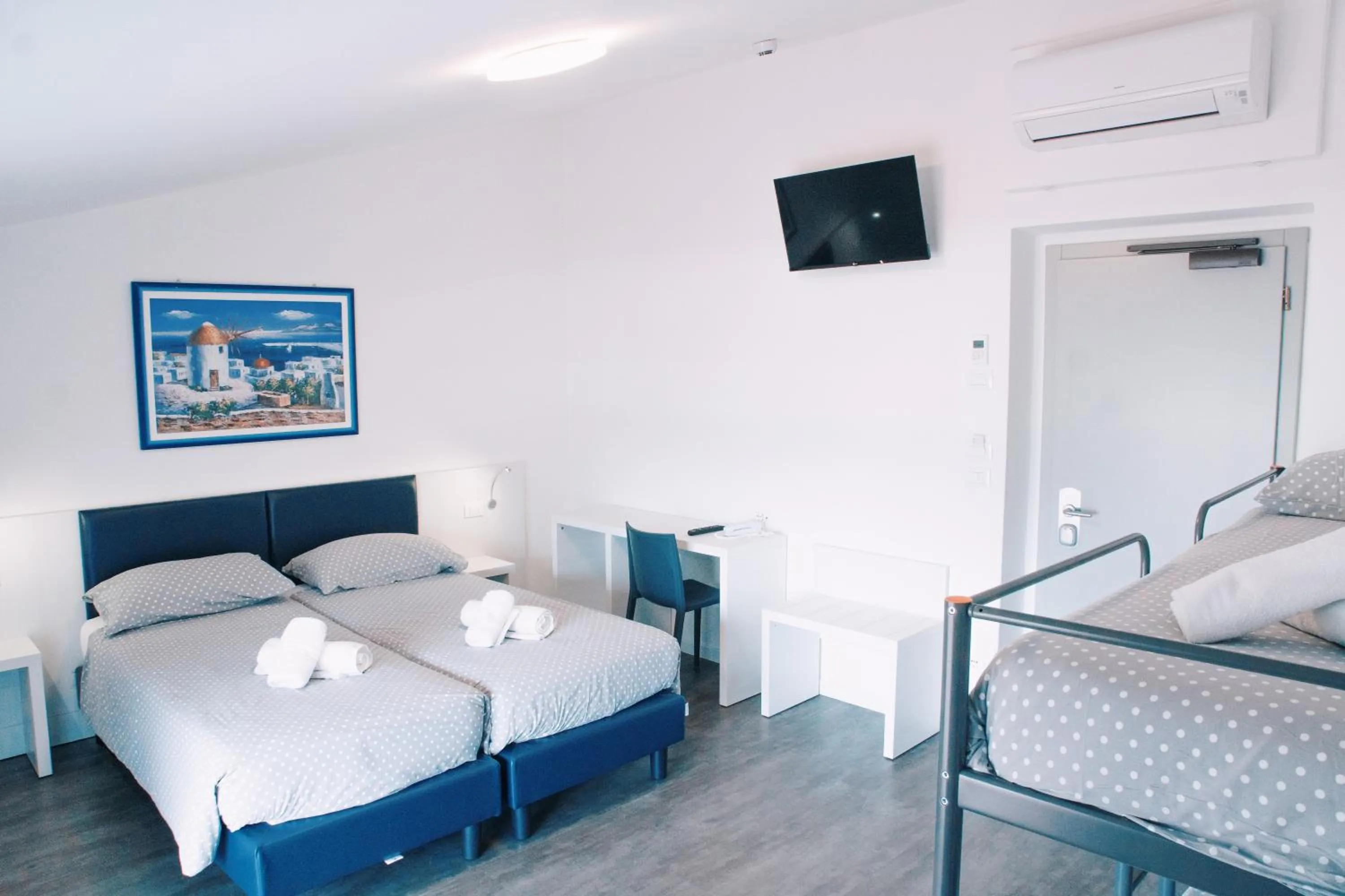 Bed in Hotel Aurora & Appartamenti