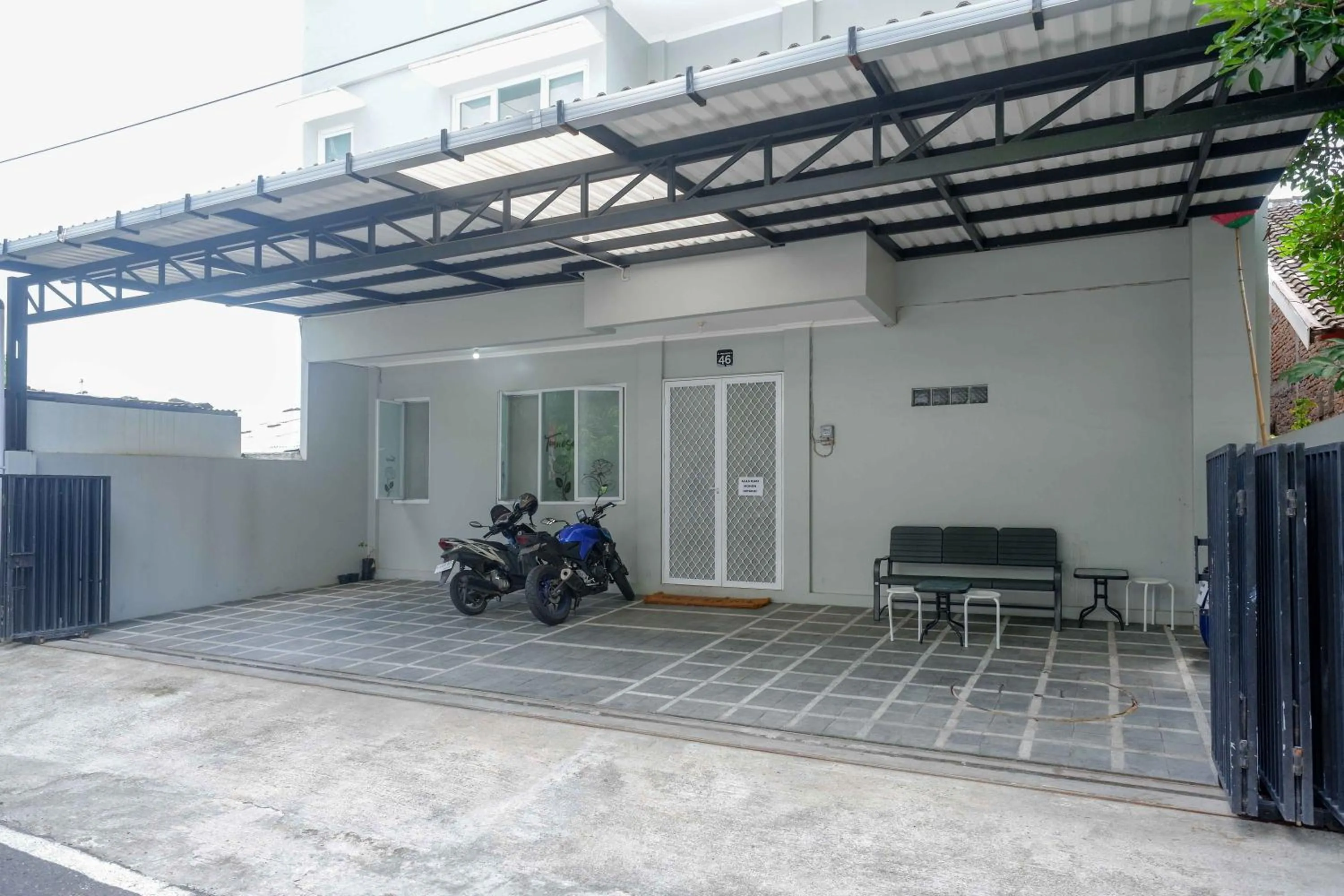 Property building in RedDoorz Syariah near Gerbang Tol Krapyak 2 Semarang