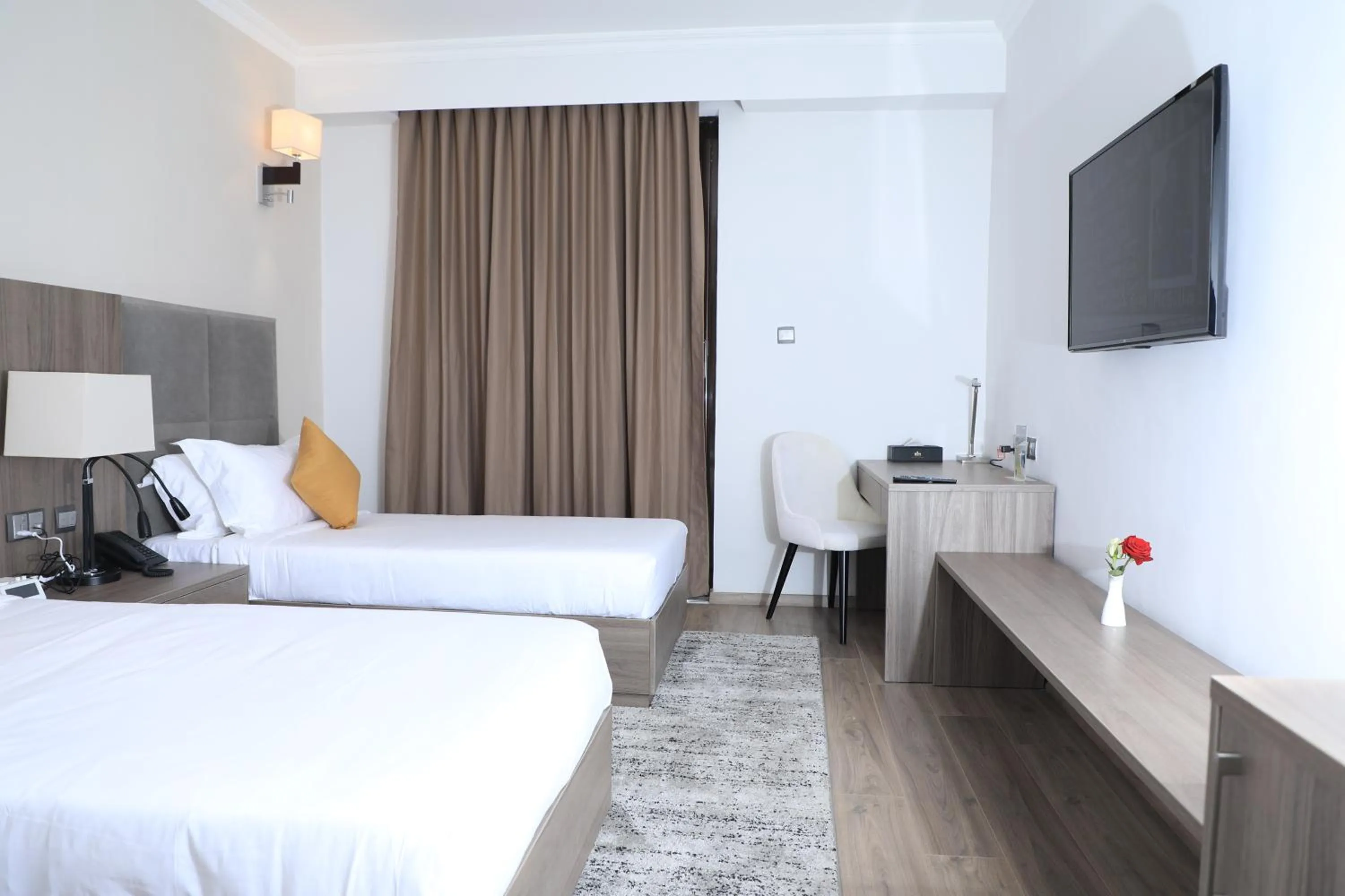 Bed in TH BonRoyal Hotel