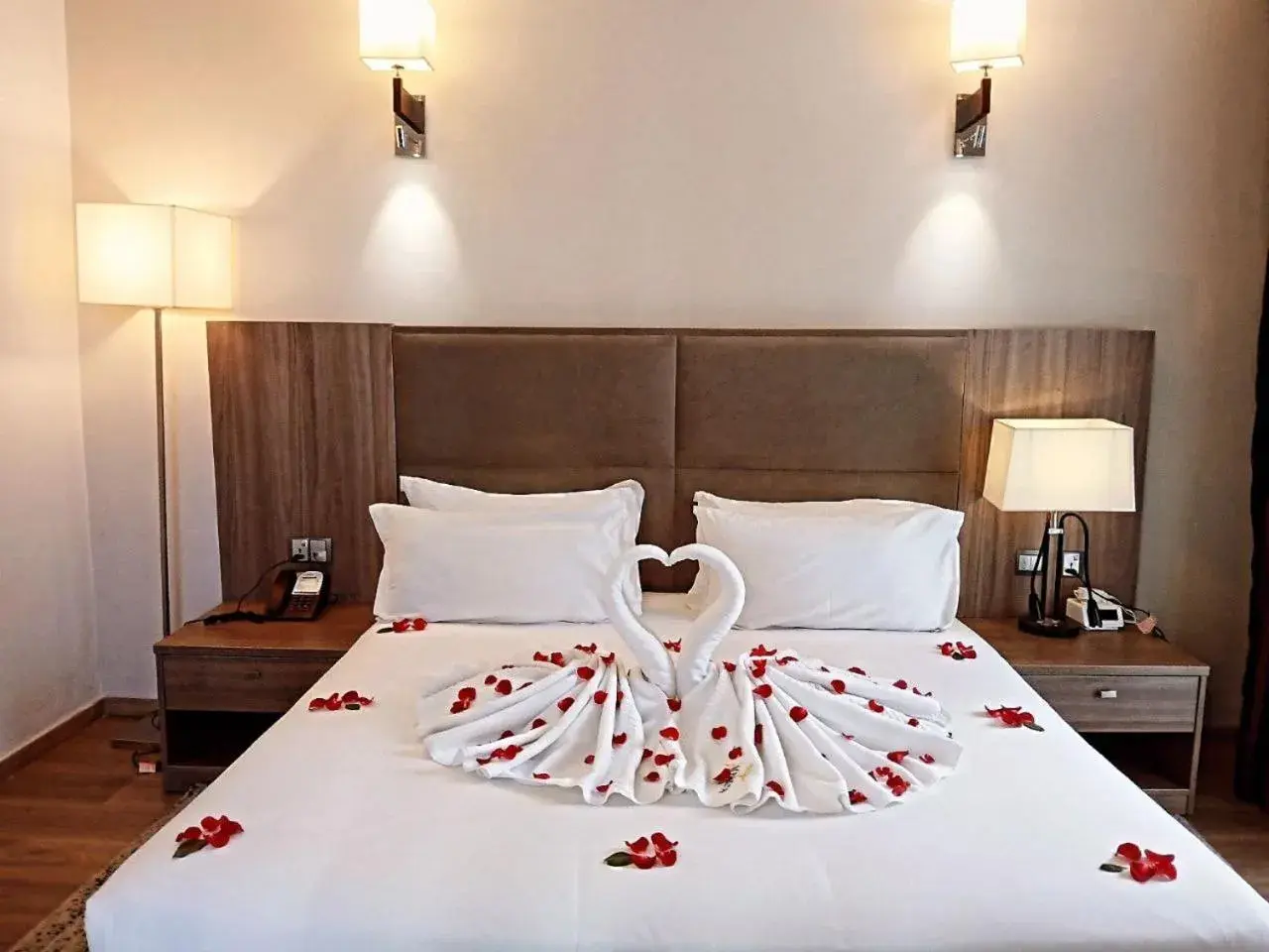 Deluxe King Room in TH BonRoyal Hotel Deluxe King Room in TH BonRoyal Hotel