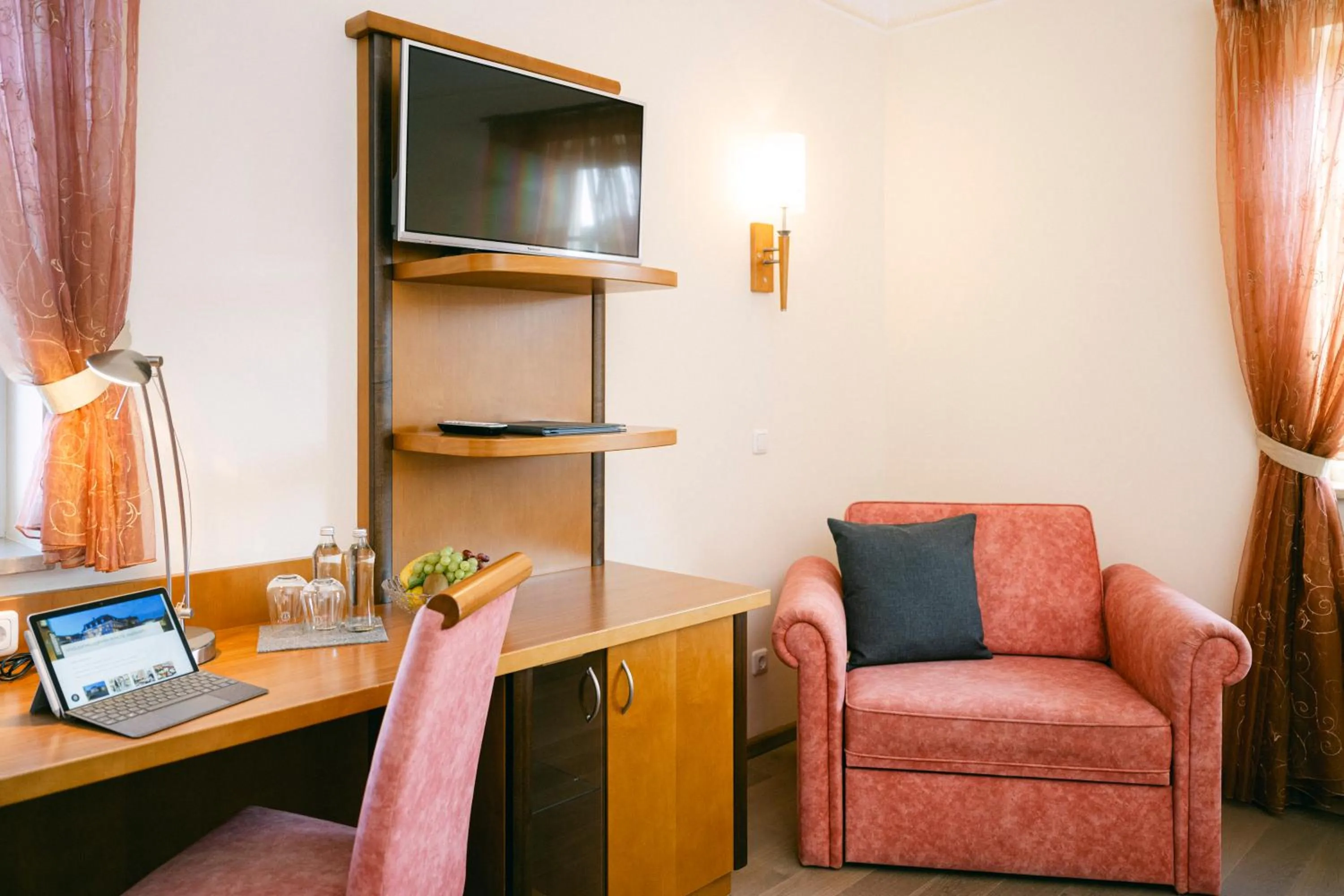 TV and multimedia in Gasthof Hotel Jägerwirt