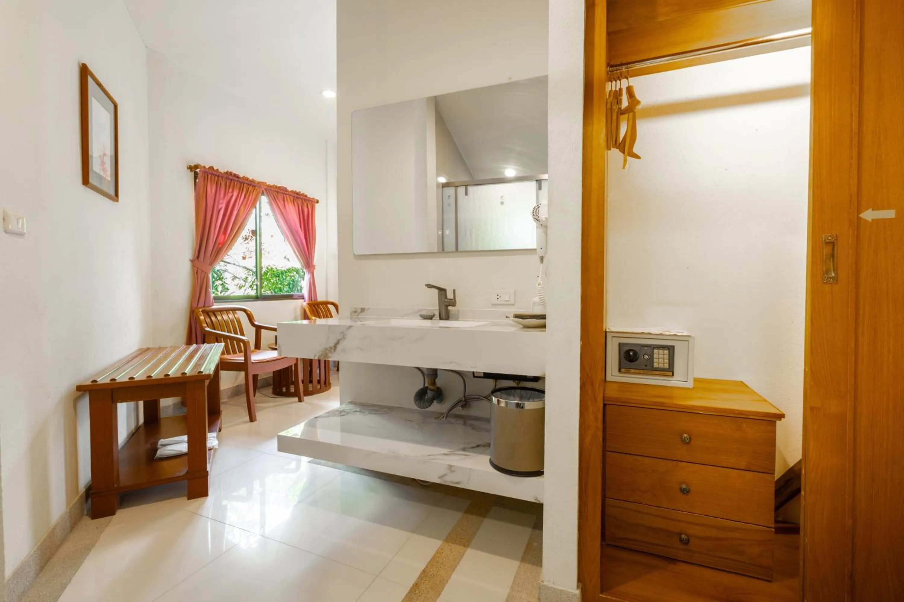 Bathroom in Phuket Leelavadee Hua Ting Resort