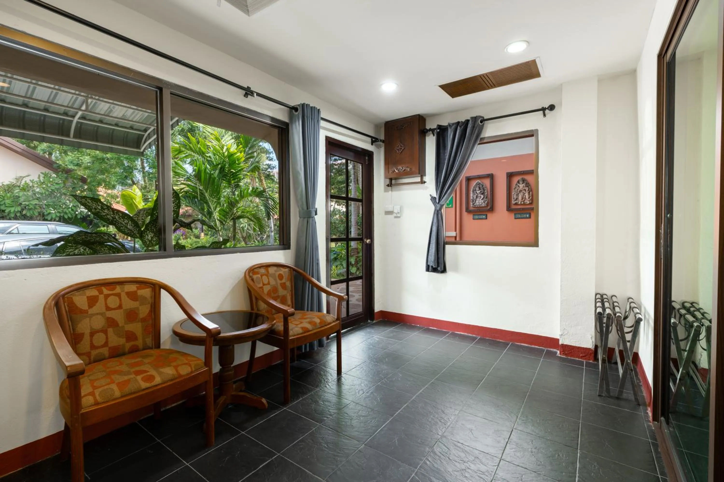 Living room in Phuket Leelavadee Hua Ting Resort