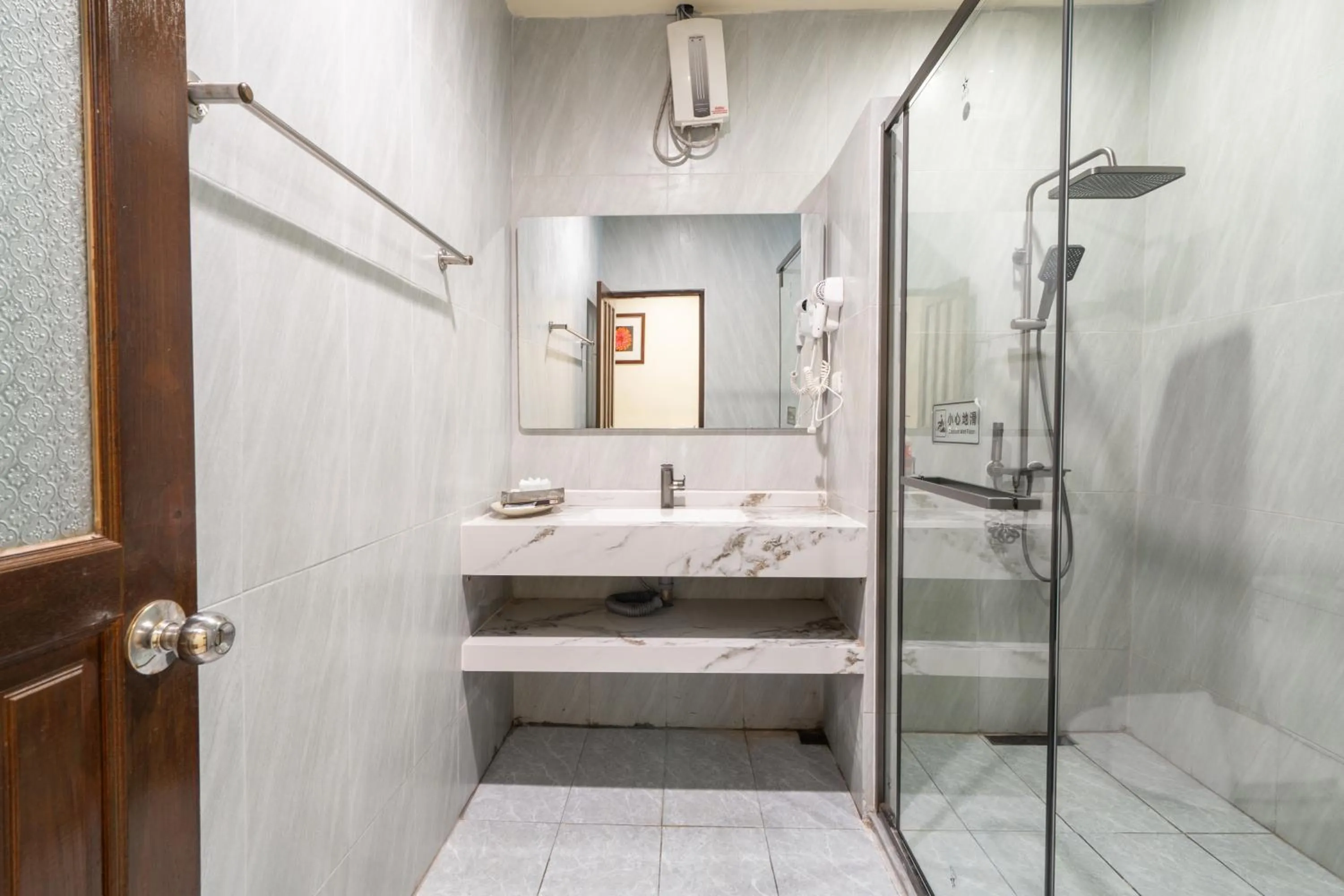 Shower in Phuket Leelavadee Hua Ting Resort