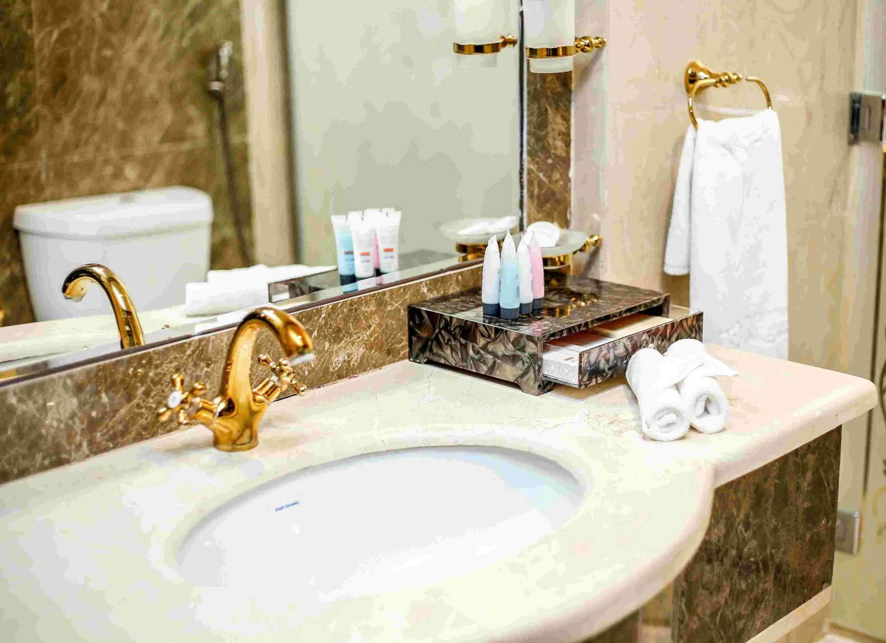 Bathroom in Rest Night Serviced Apartments- AlHamra