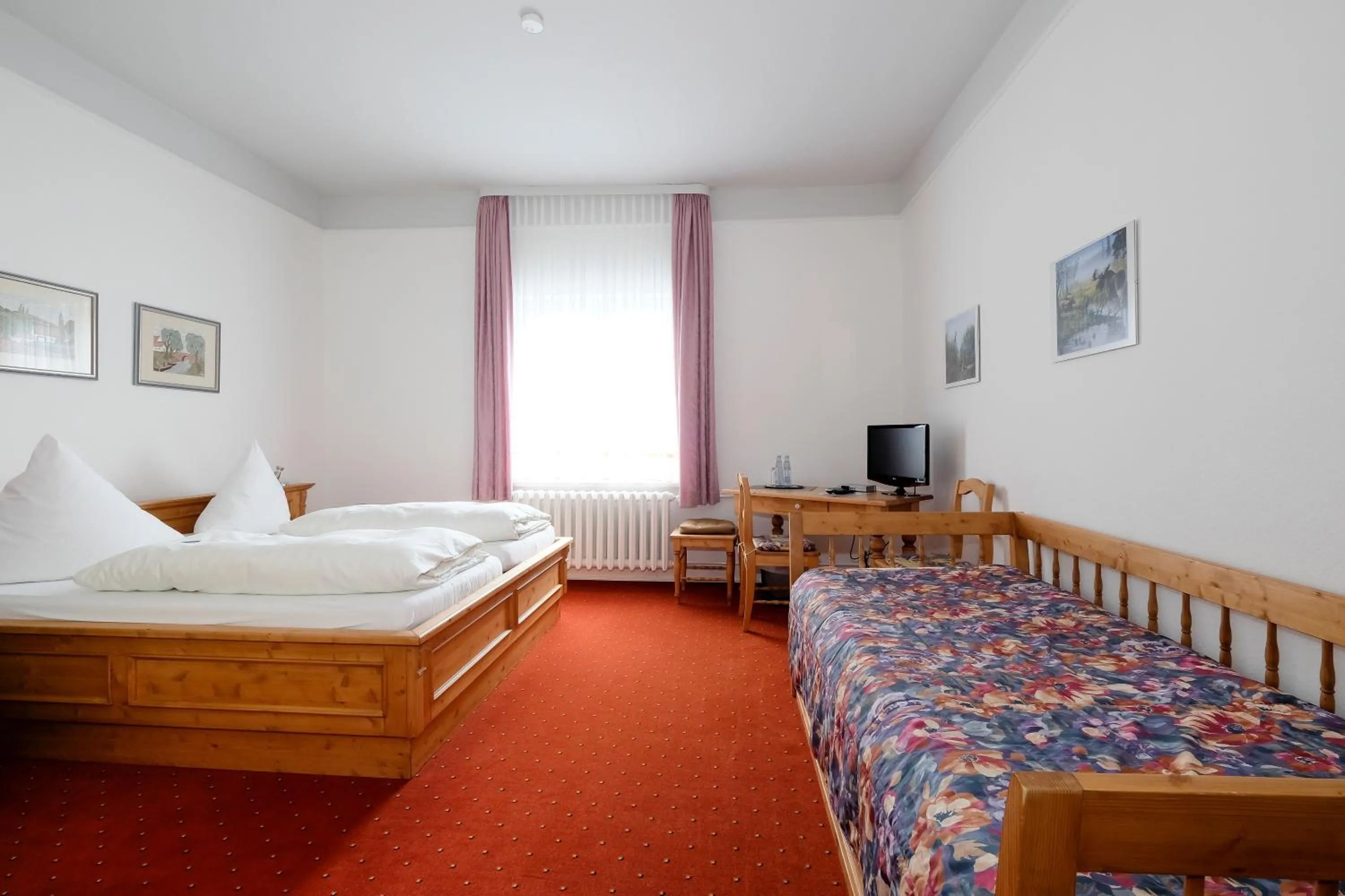 Photo of the whole room, Bed in Hotel Brockenscheideck
