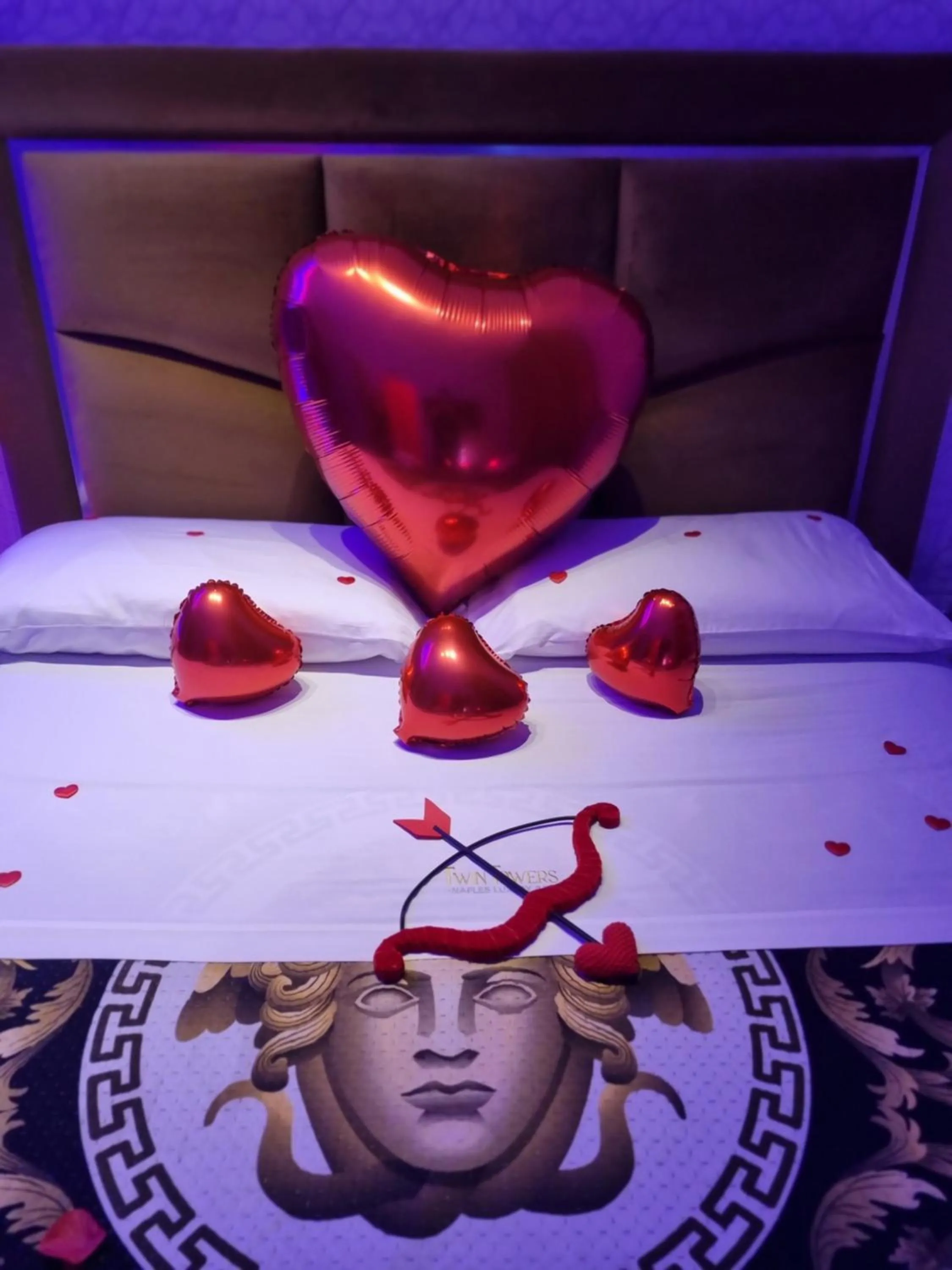 Twin Towers Naples Luxury