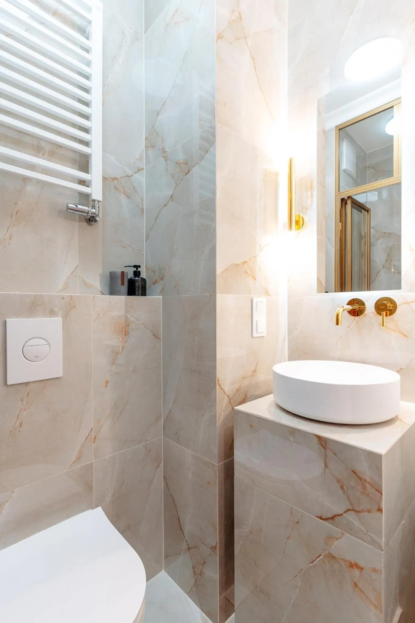 Bathroom in Warsaw Story - LoftAffair Collection