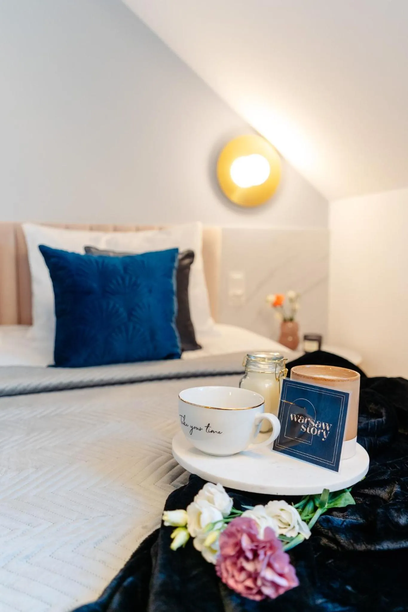 Bed in Warsaw Story - LoftAffair Collection